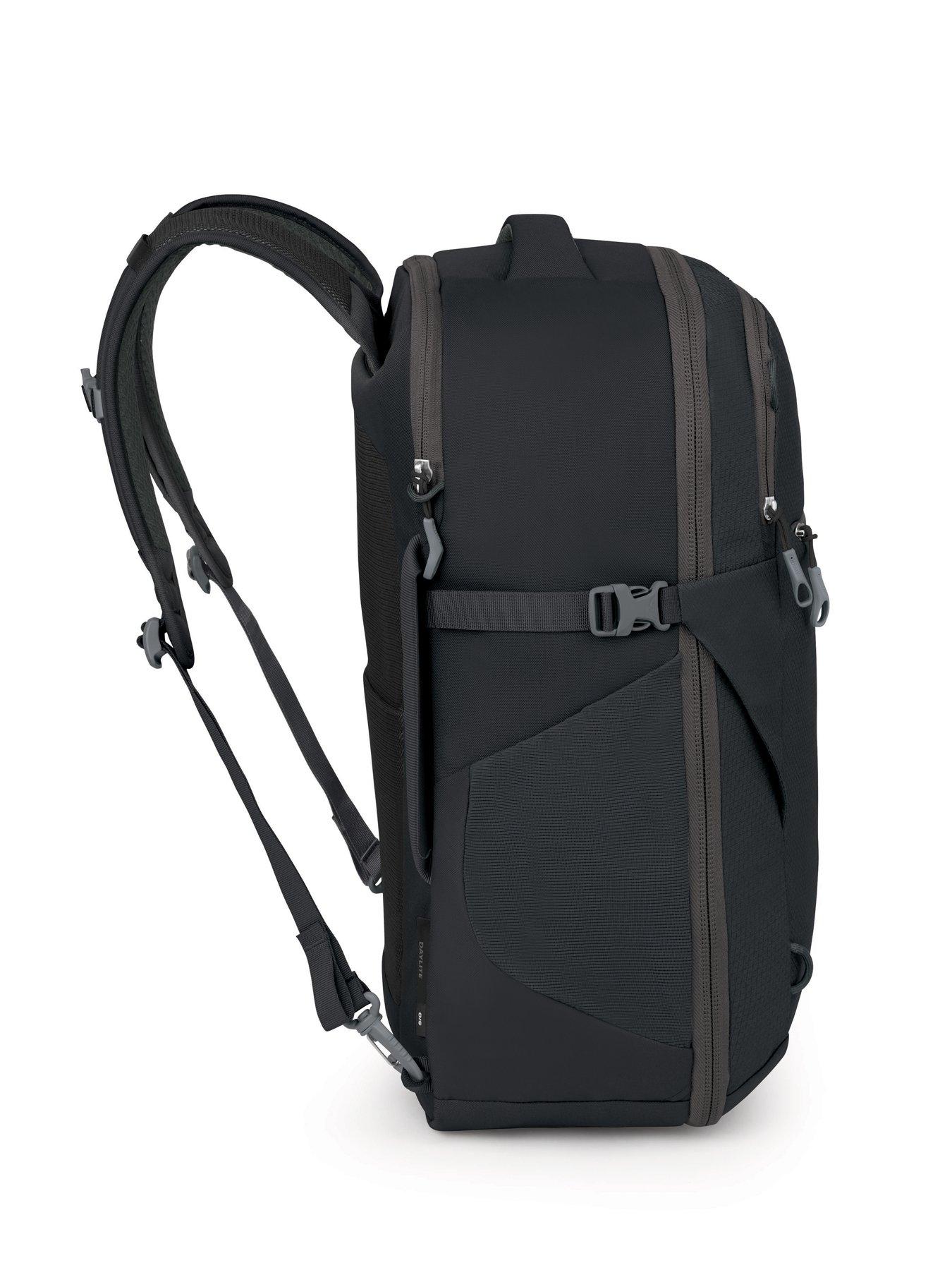 Image 3 of 4 of Osprey Daylite Travel Pack 35 Black Backpack