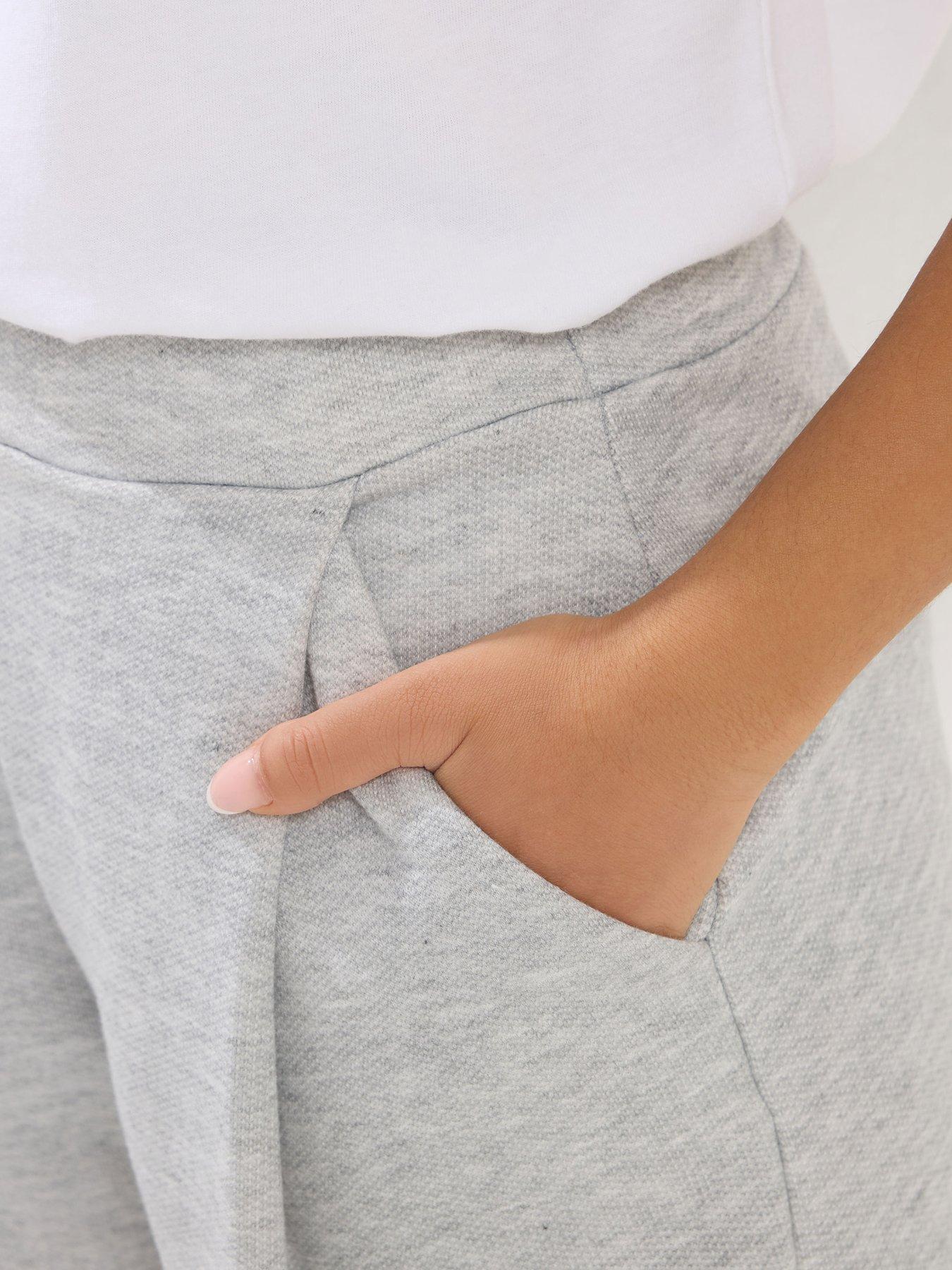 pixiegirl-petite-marl-jersey-pleated-barrel-trousers-greyoutfit
