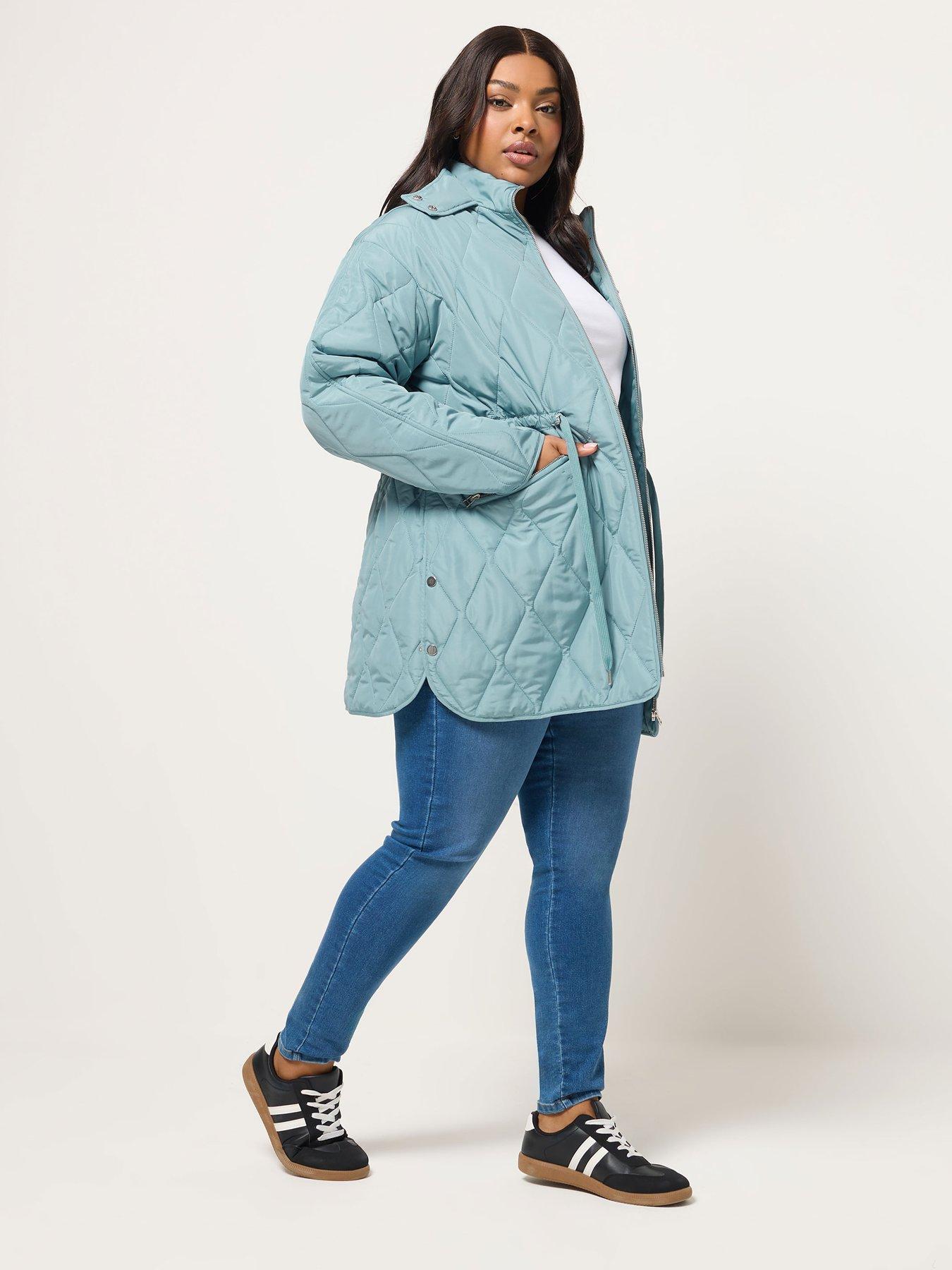 Image 3 of 6 of Yours Curve Lightweight Diamond Quilted Midi Jacket