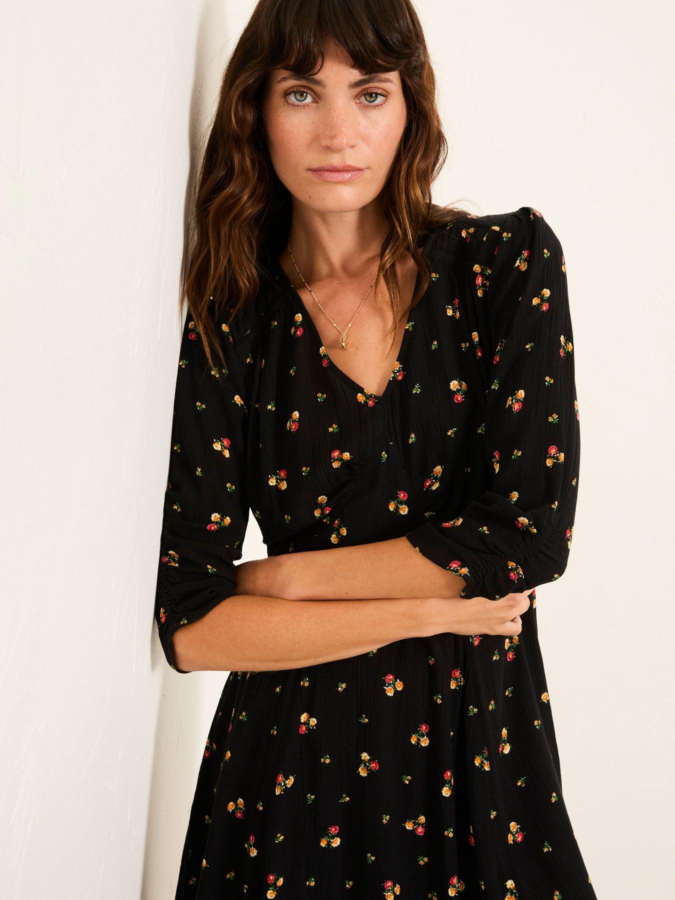 Image 4 of 5 of FatFace Anya Pop Ditsy Dress - Black