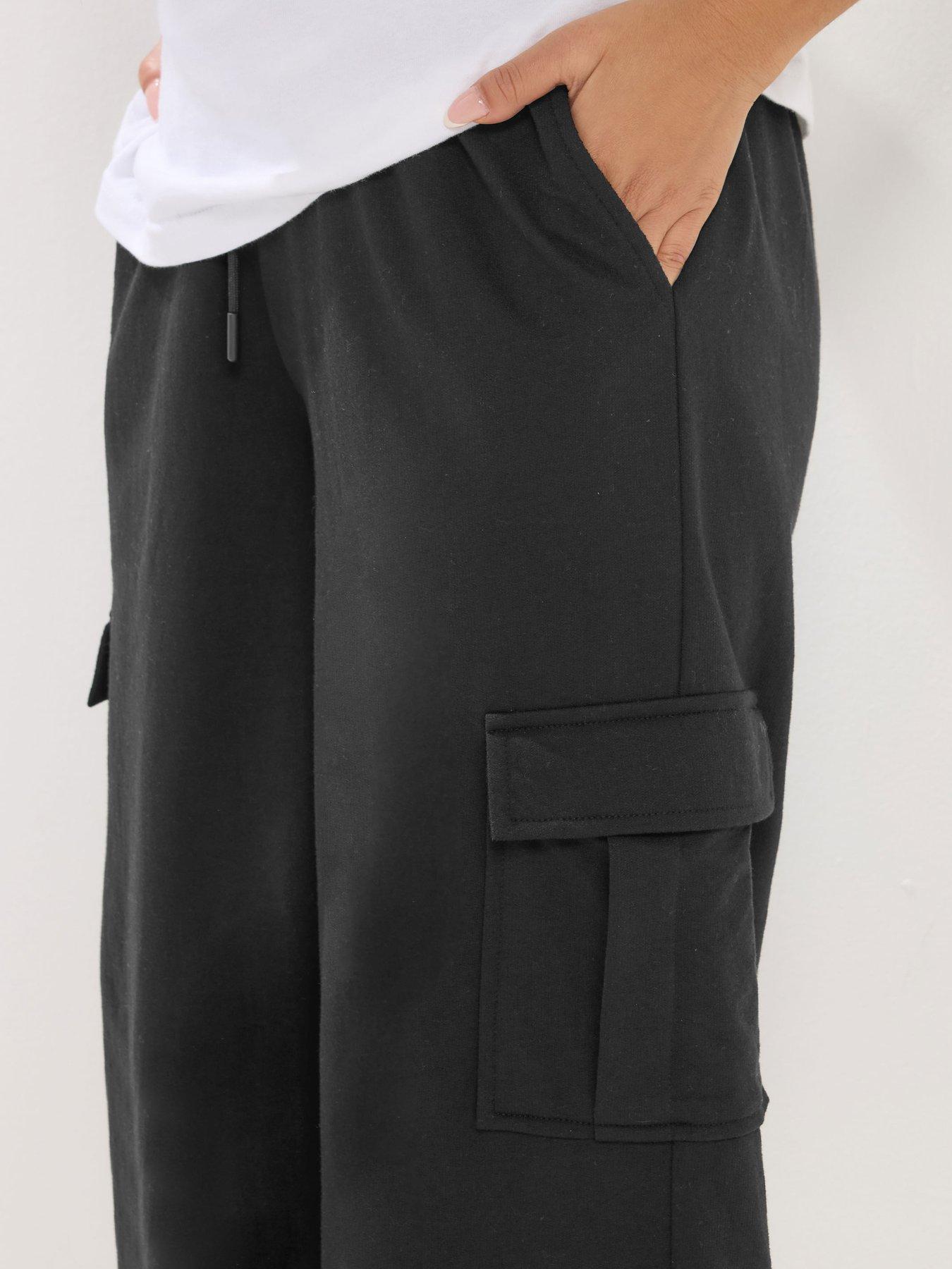 pixiegirl-petite-pocket-wide-crop-joggeroutfit