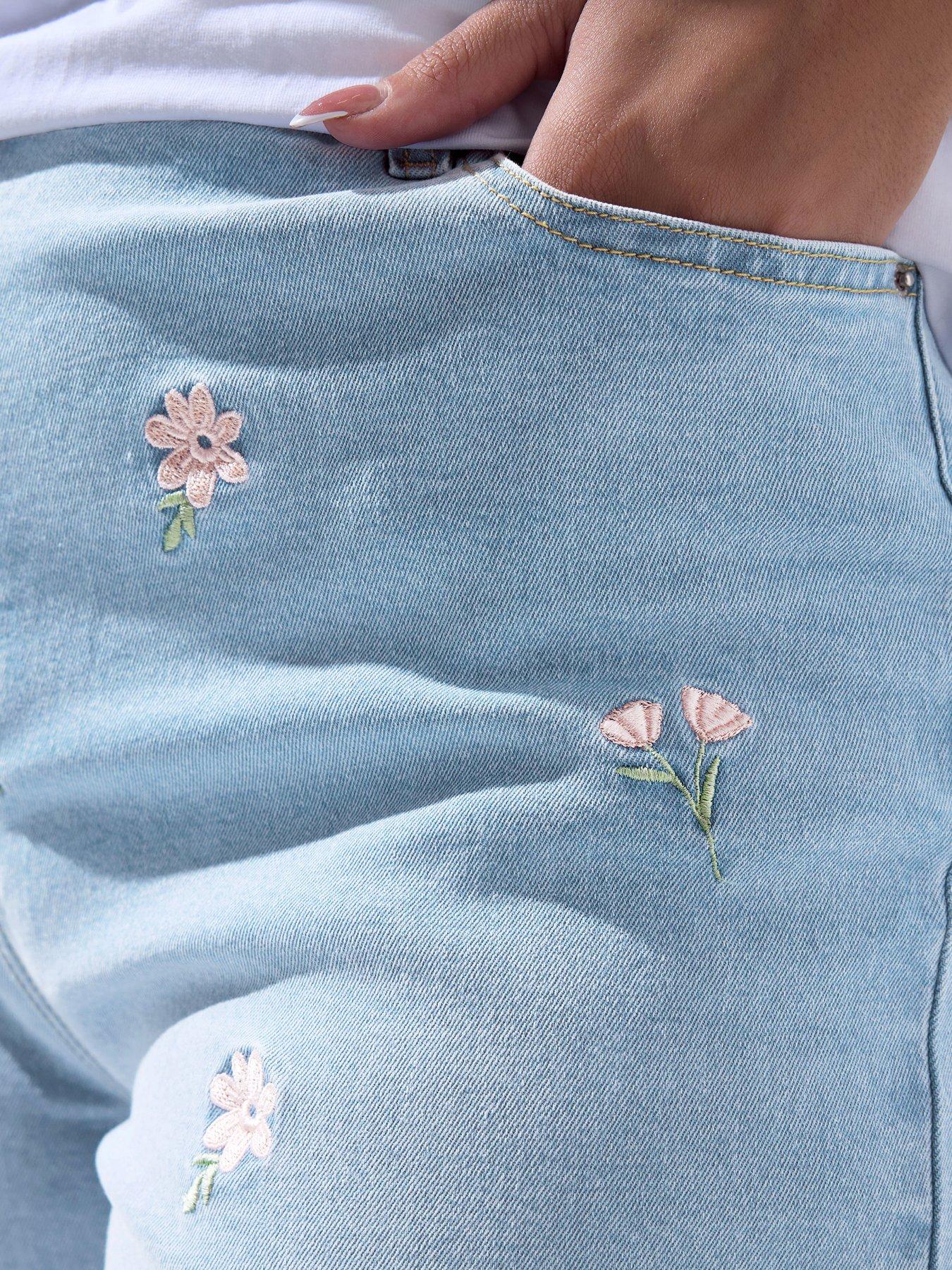 Image 4 of 5 of Yours Curve Floral Embroidered Jean