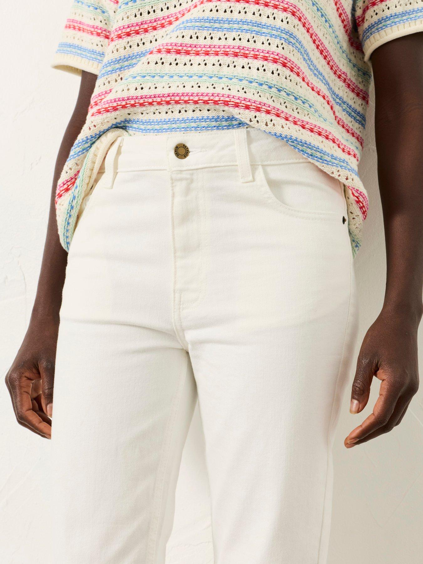 Image 4 of 6 of FatFace Whitby Capri Jeans - White