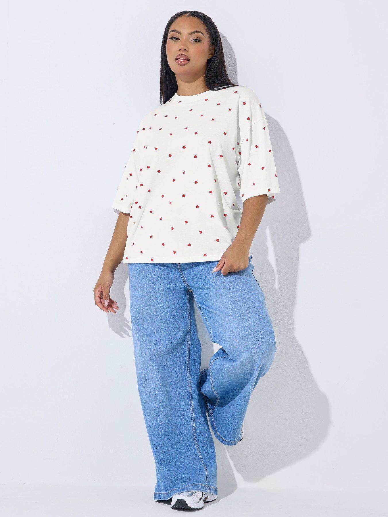 Image 3 of 5 of Yours Curve Heart Print Boxy T-Shirt - White