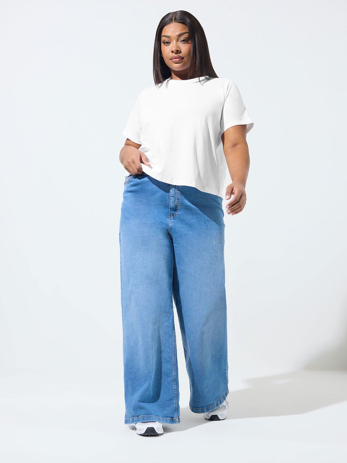 yours-curve-stretch-t-shirt-whiteback