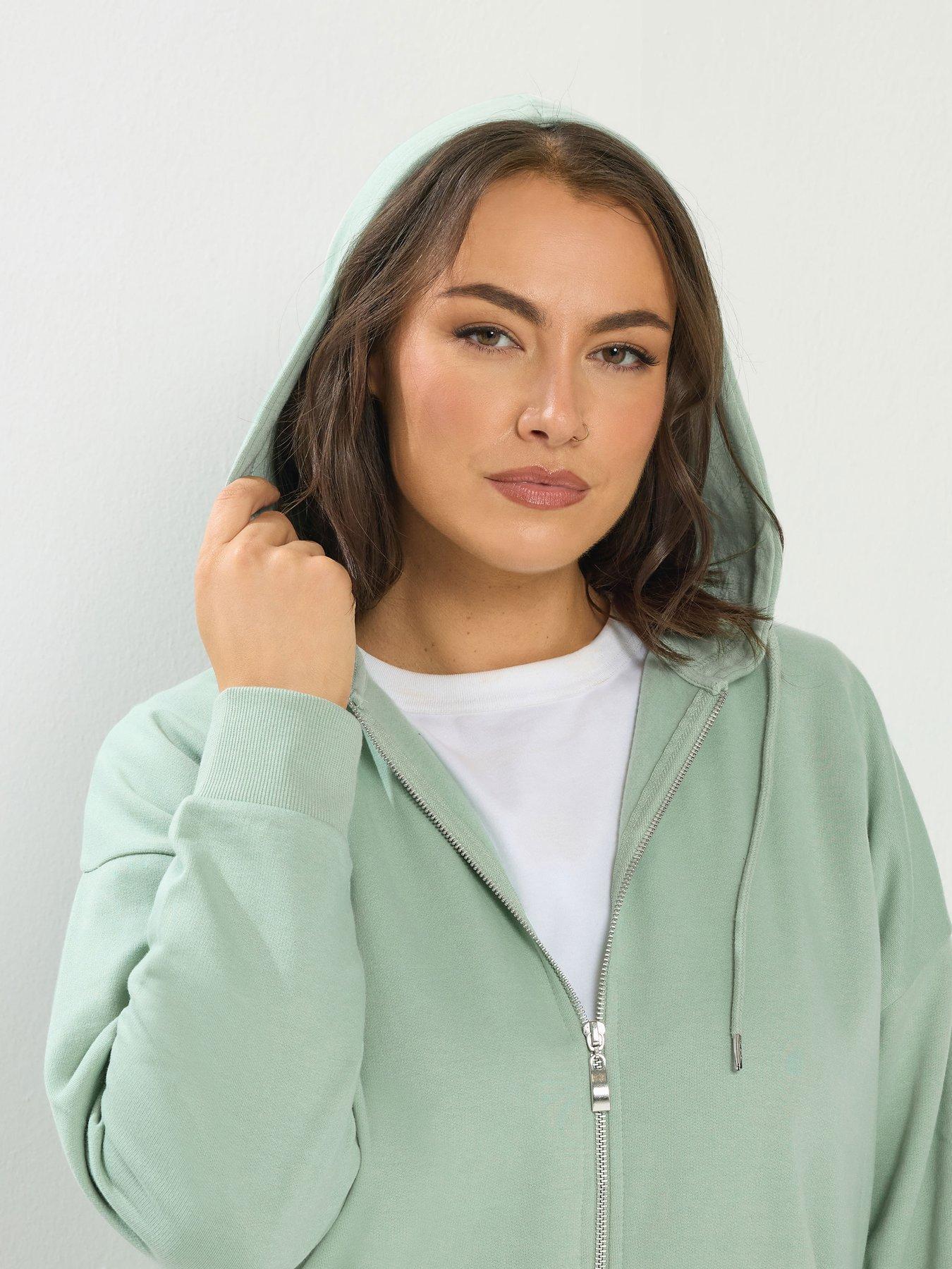 yours-curve-longline-hoodieoutfit