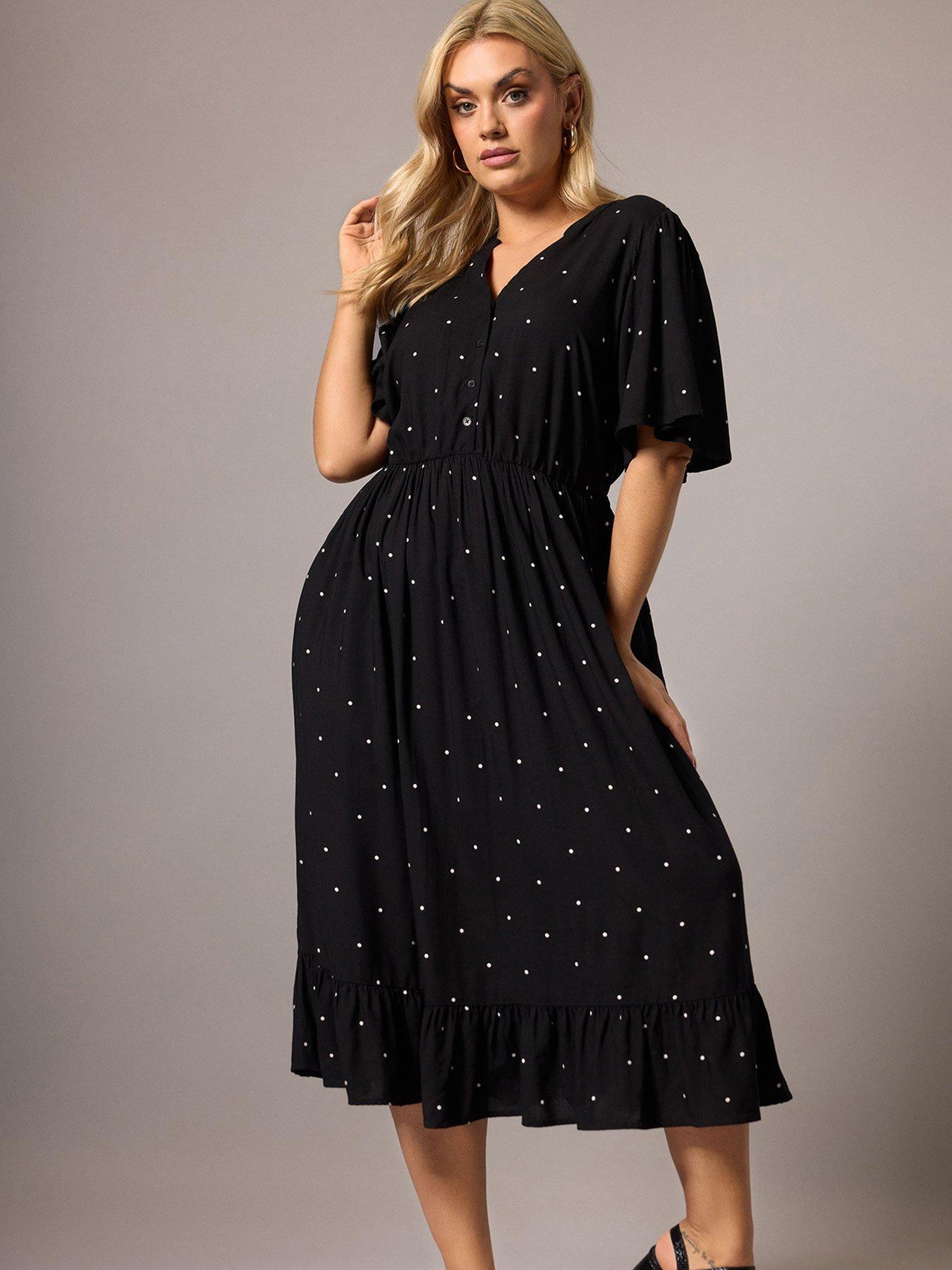 yours-curve-half-placket-spot-dressfront