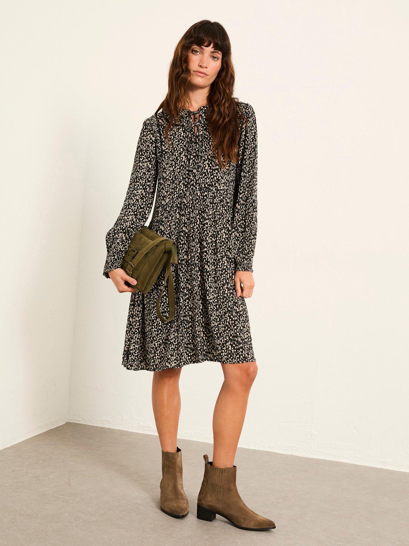fatface-inez-mono-texture-dress-blackback