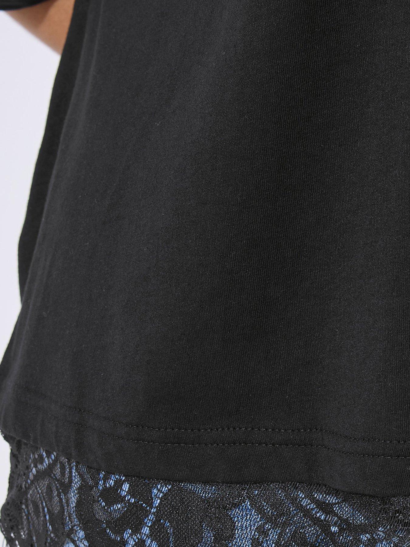 yours-curve-lace-hem-top-blackoutfit