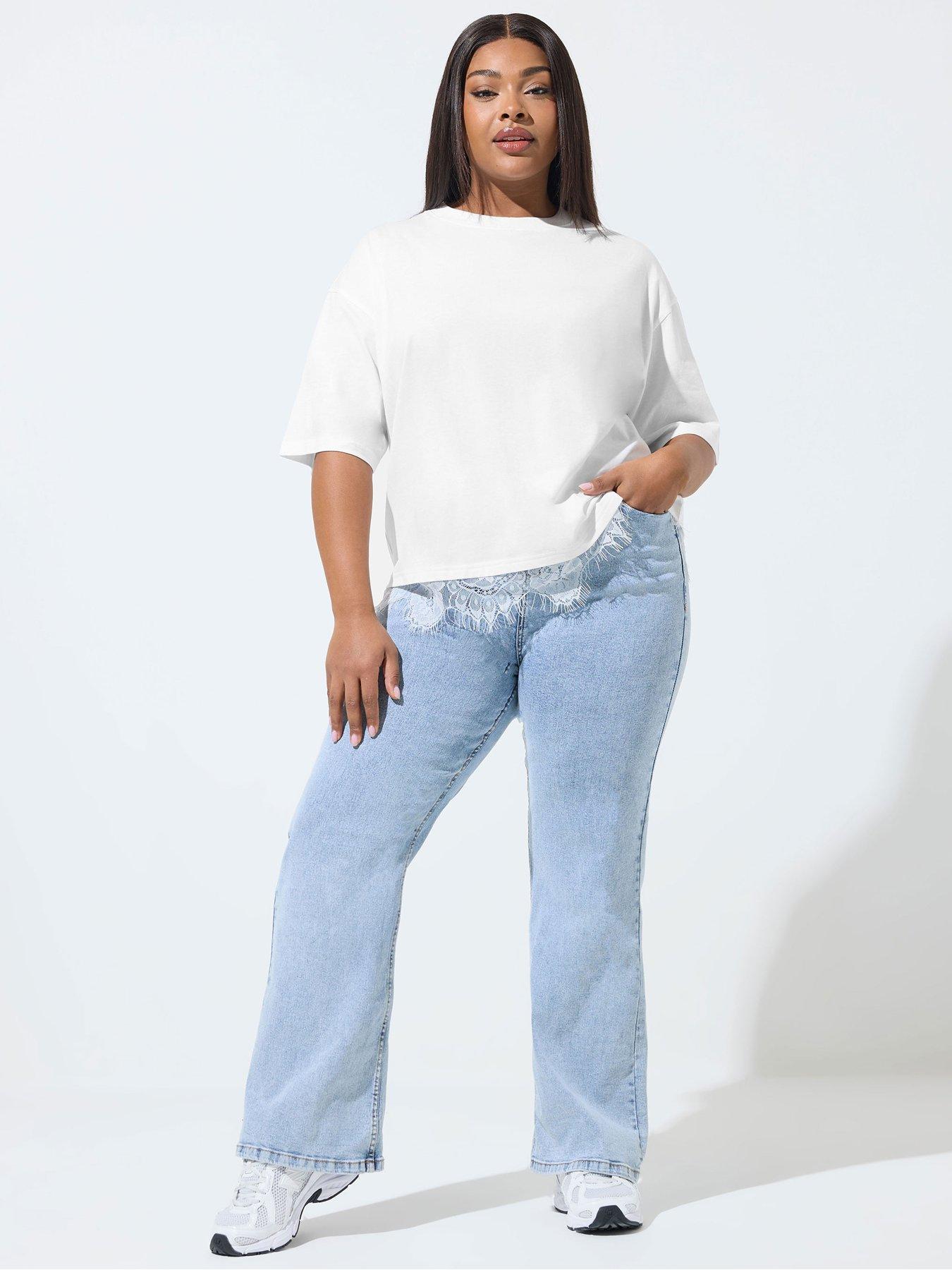 Image 3 of 5 of Yours Curve Lace Hem Top - White