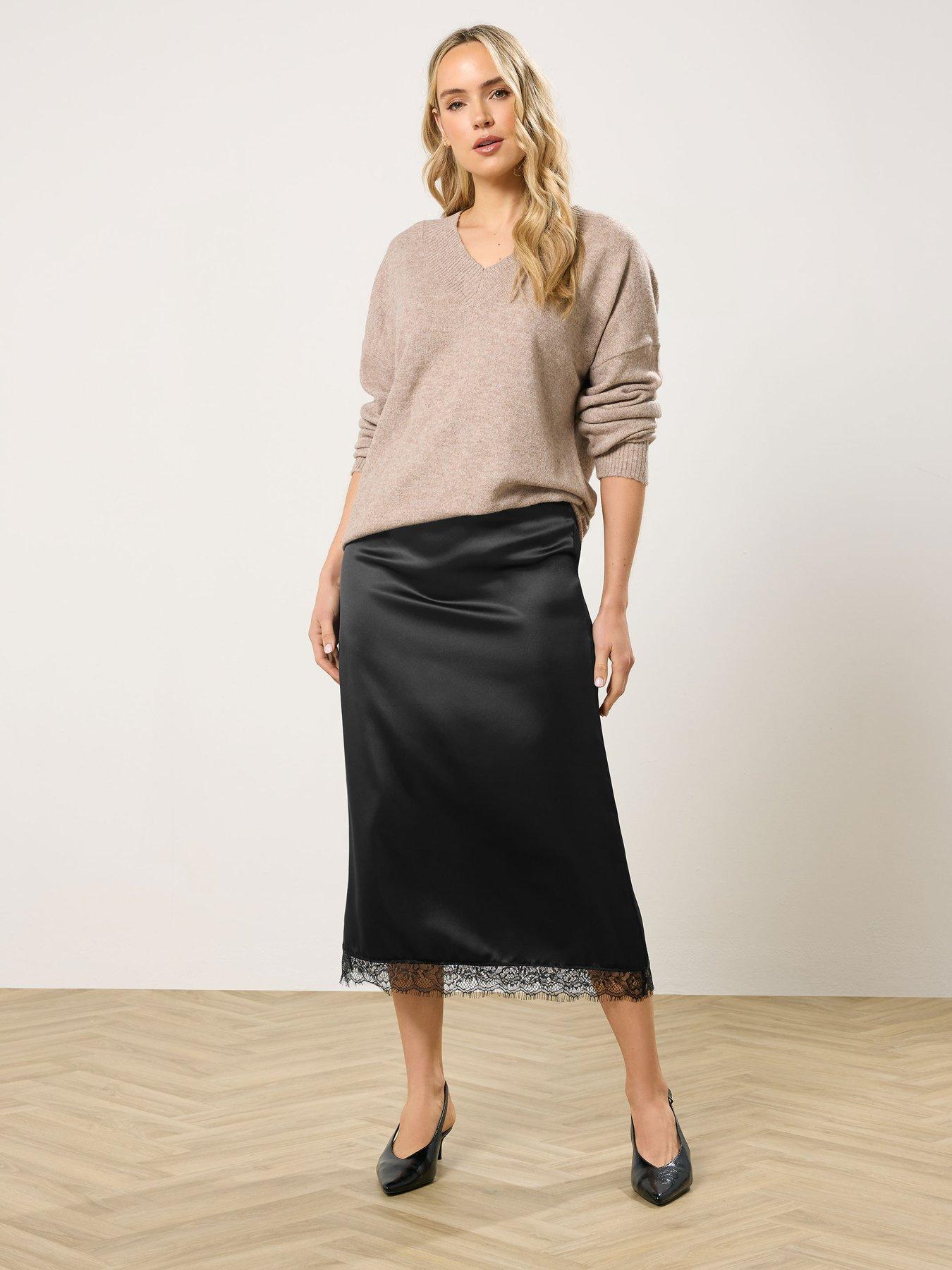 Image 3 of 5 of Long Tall Sally Tall Midaxi Lace Skirt - Black