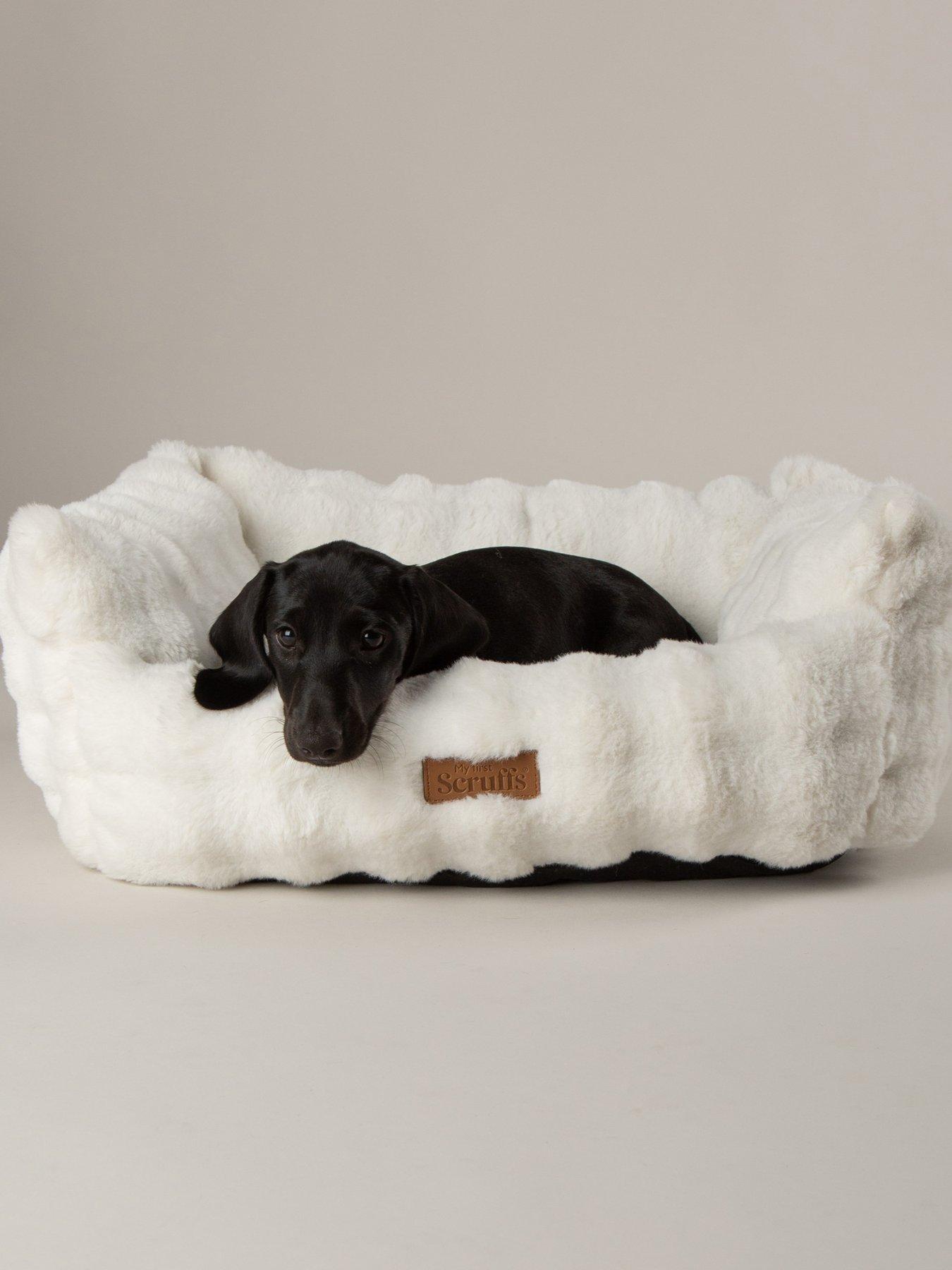 scruffs-my-first-bed-cloud-puppy-kitten-calming-box-bedfront