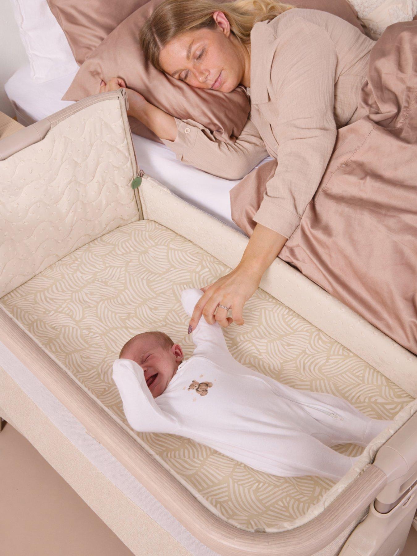 tutti-bambini-cozee-air-2-bedside-crib-soft-walnutcocoaback