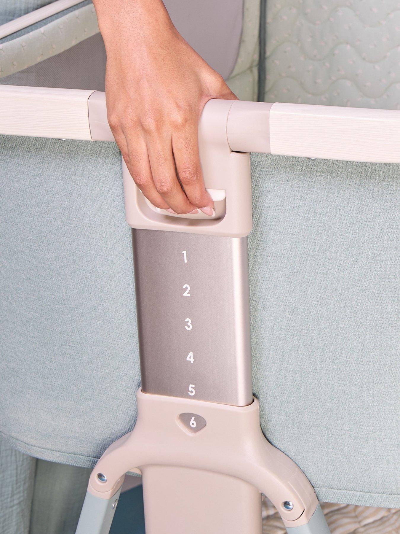 Image 4 of 8 of Tutti Bambini Cozee Air 2 Bedside Crib - Whitewash/Kelp