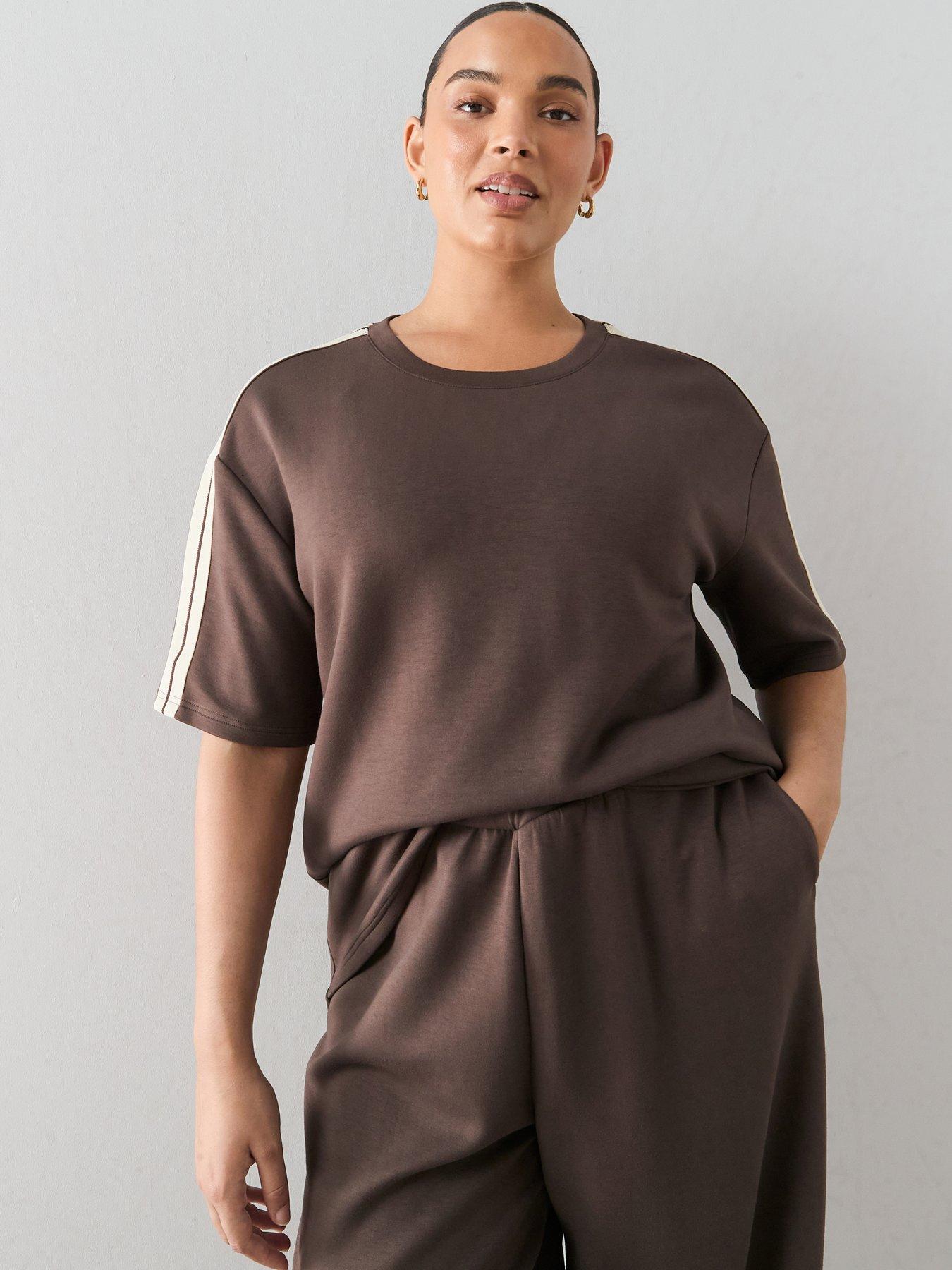 The Very Collection Curve Side Stripe Detail T-Shirt - Brown
