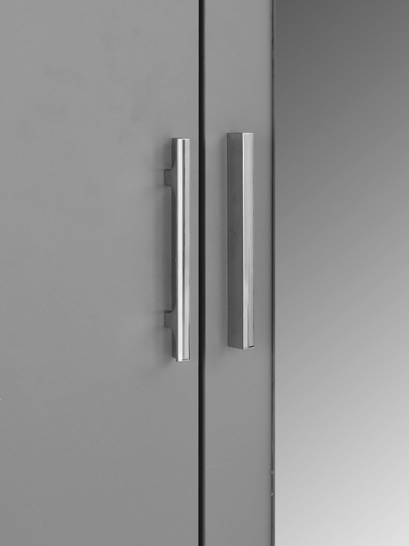 the-very-collection-panama-3-door-4-drawer-combi-wardrobedetail