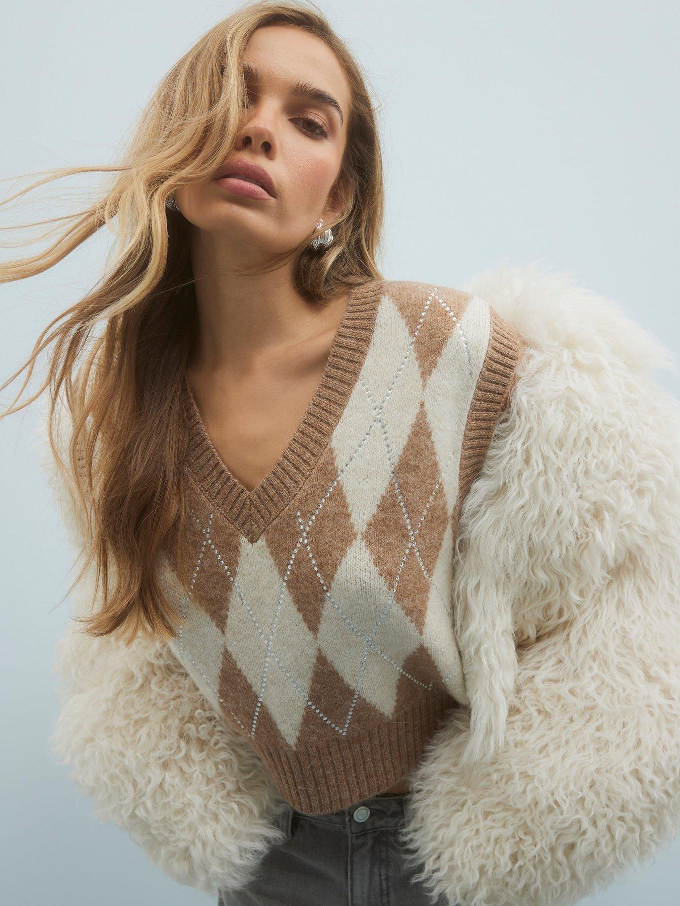 Image 4 of 4 of River Island Argyle Knitted Vest - Brown