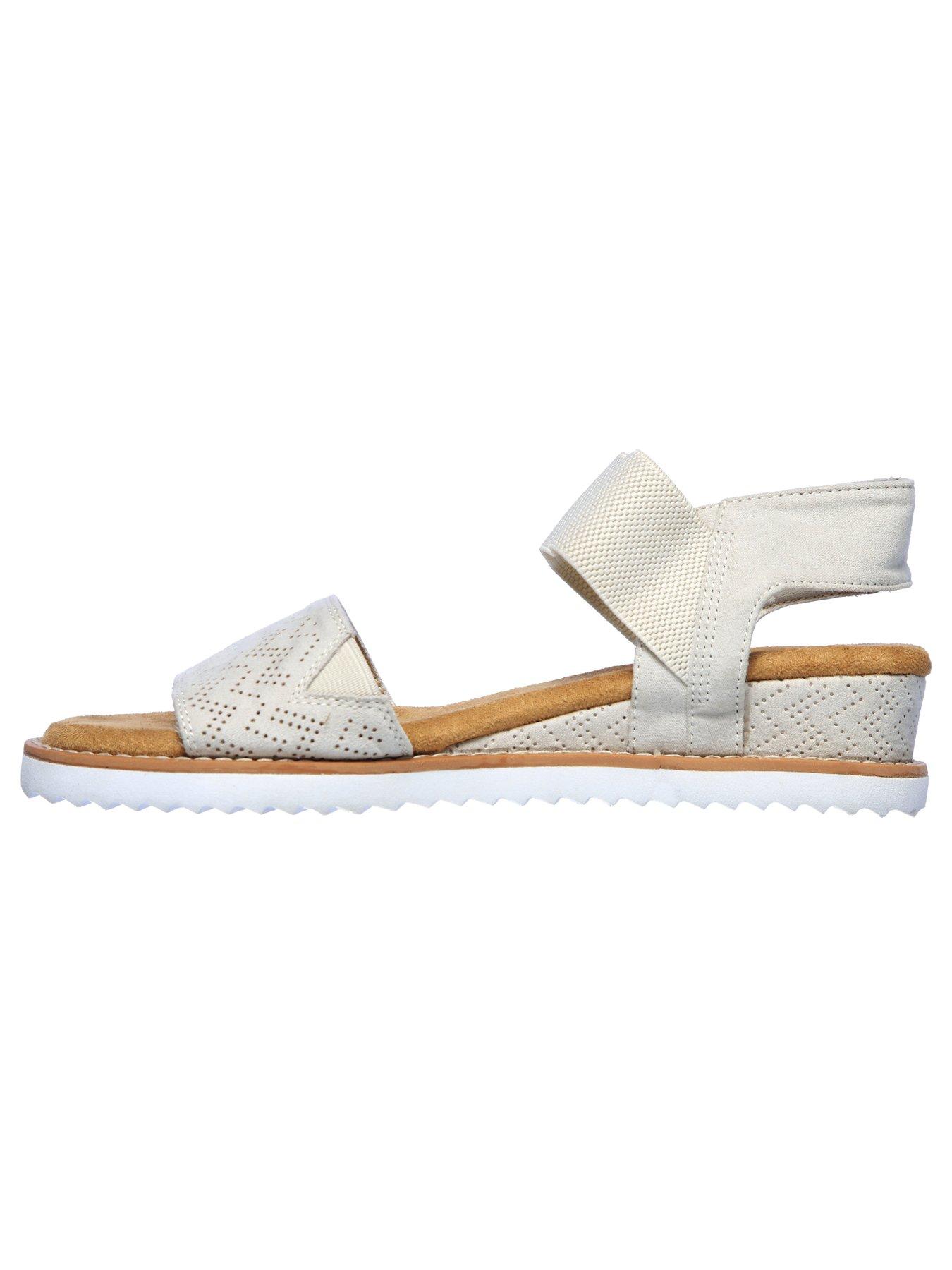 Image 4 of 4 of Skechers Desert Kiss