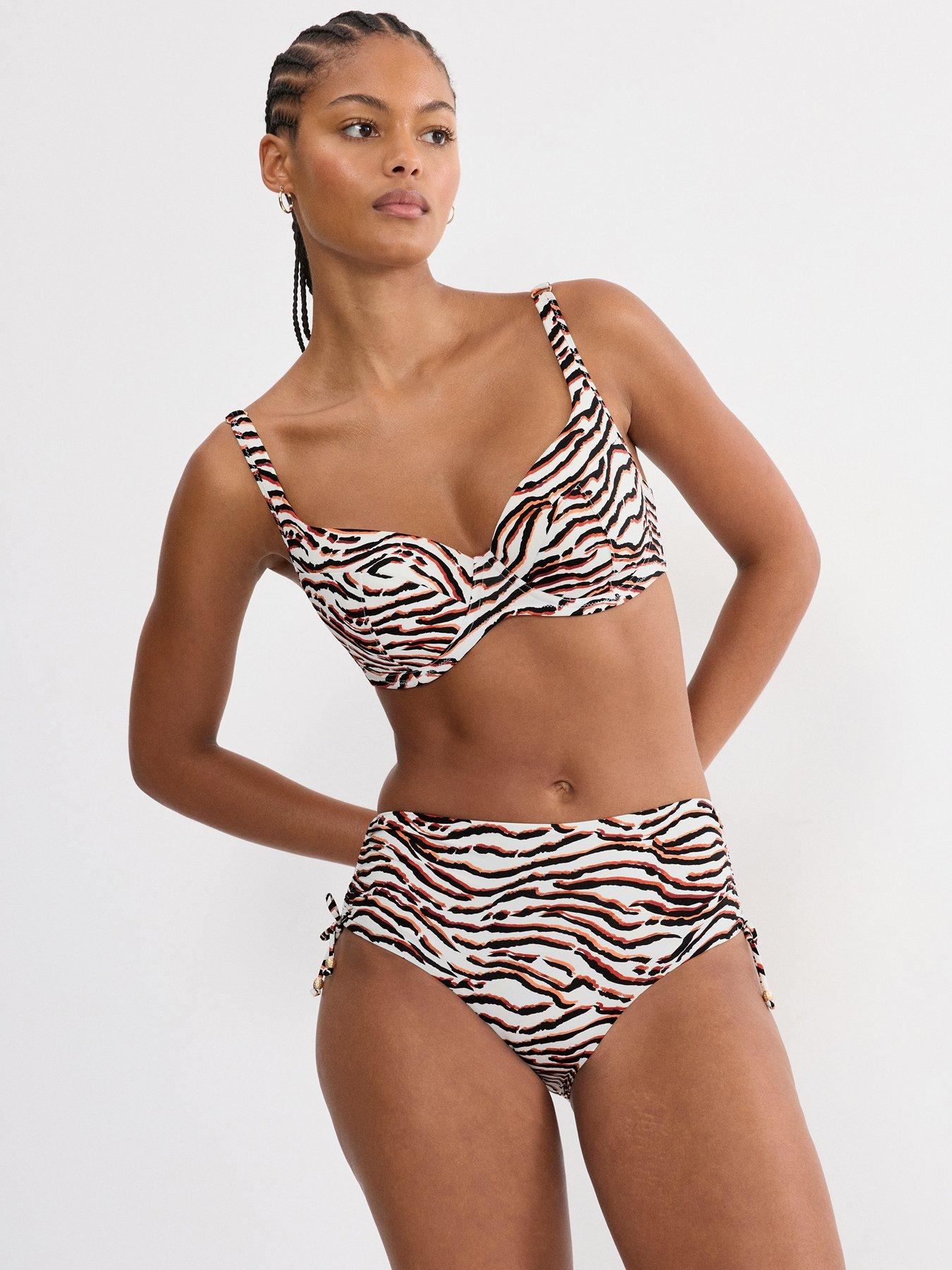 triumph-summer-wild-wired-padded-bikini-top--dark-combinationstillFront