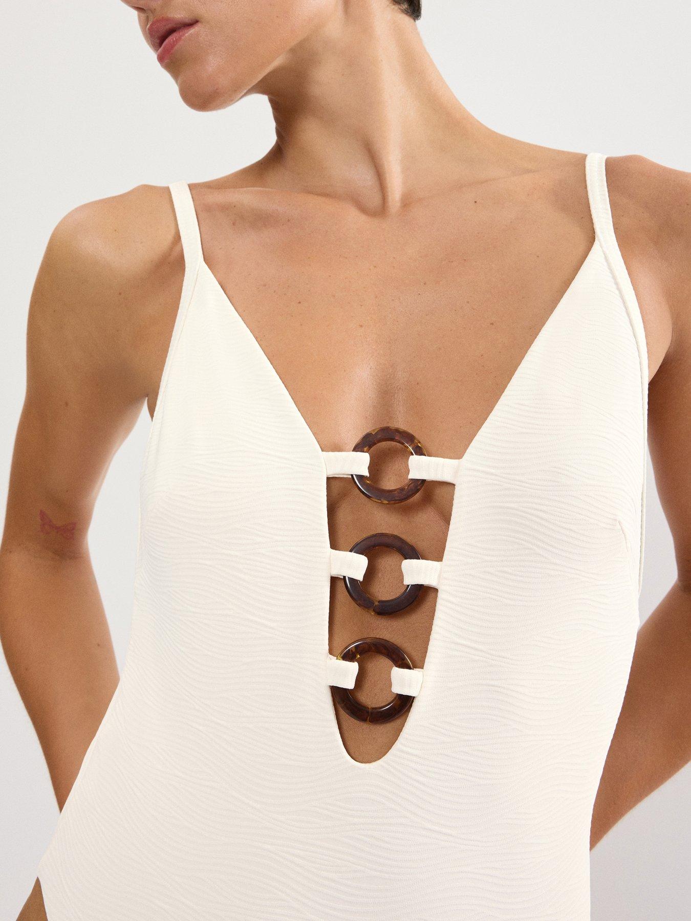 triumph-triumph-summer-dune-swimsuit-beigeoutfit