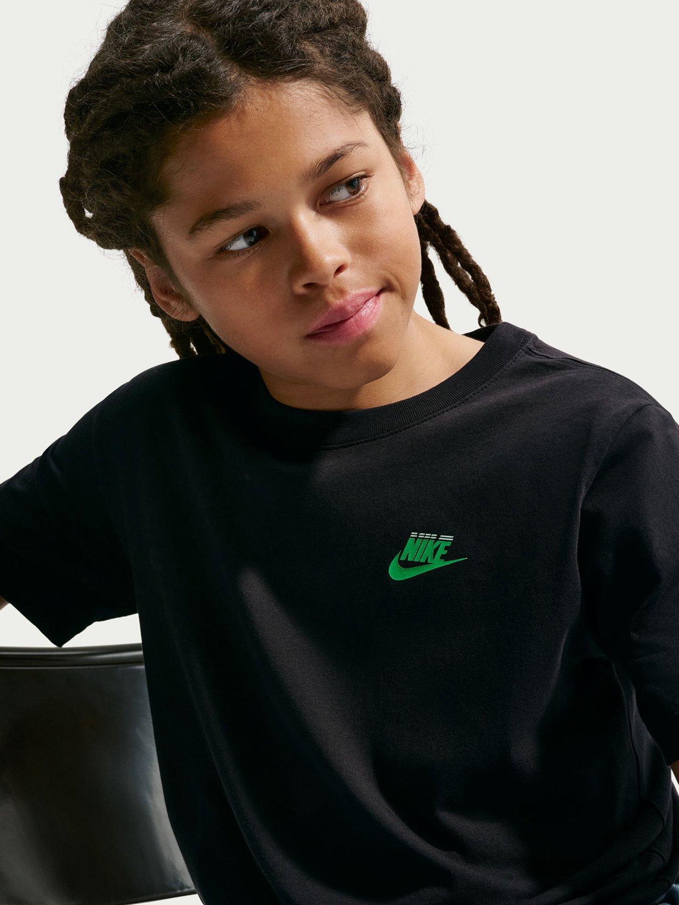 Nike Older Boys Bread Back Graphic T-Shirt - Black