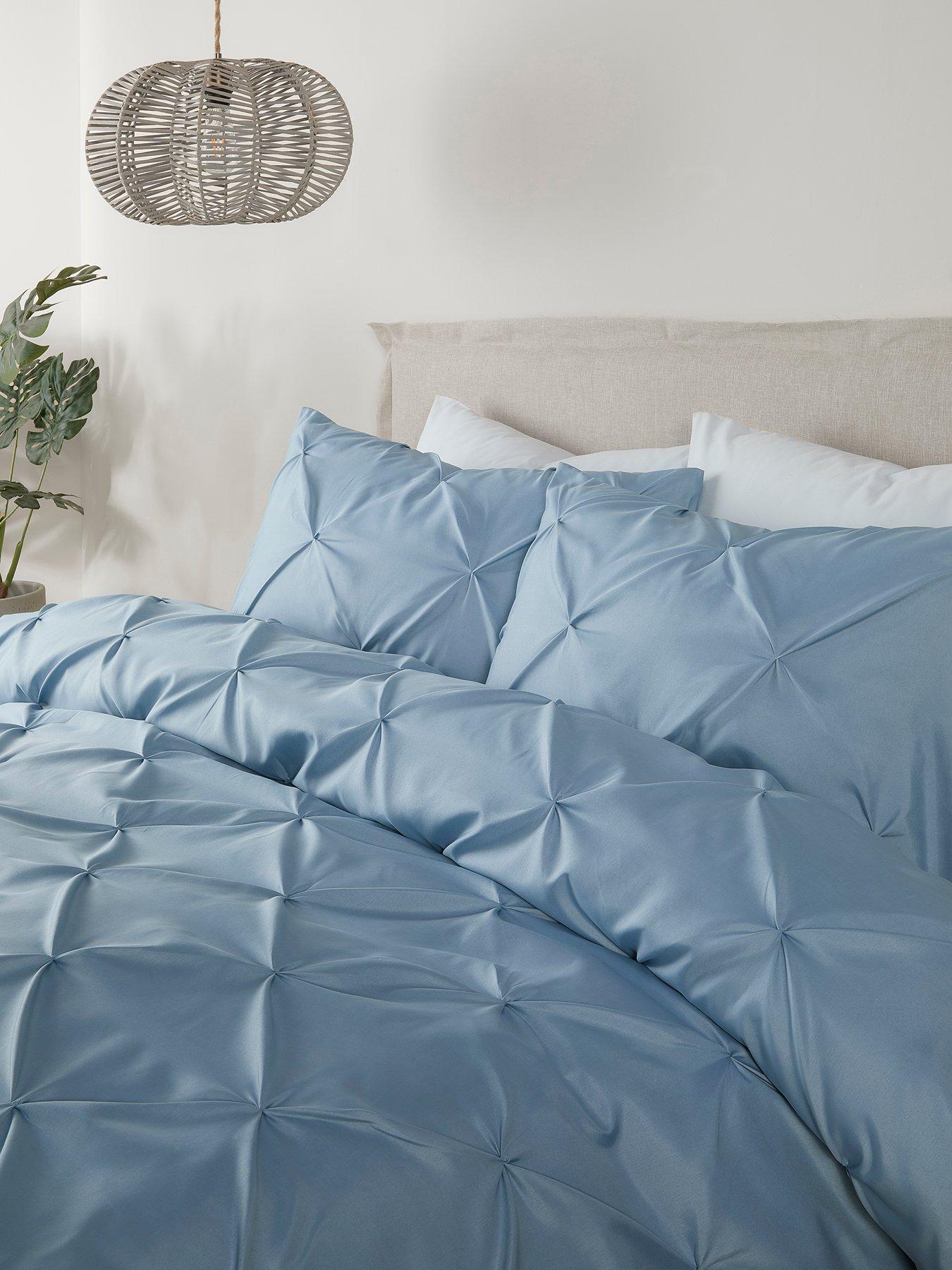 serene-lara-duvet-cover-set-in-blueback