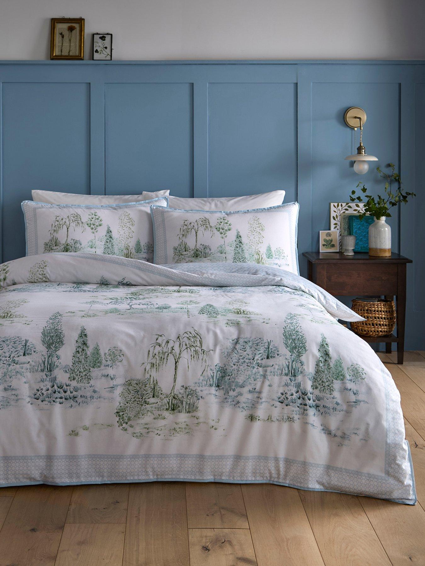 appletree-willow-tree-scene-duvet-cover-set-in-bluefront