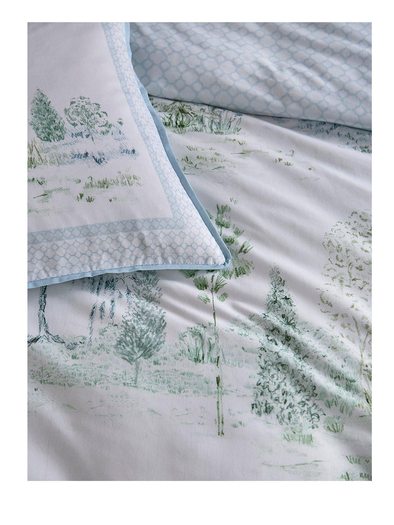 appletree-willow-tree-scene-duvet-cover-set-in-bluestillFront