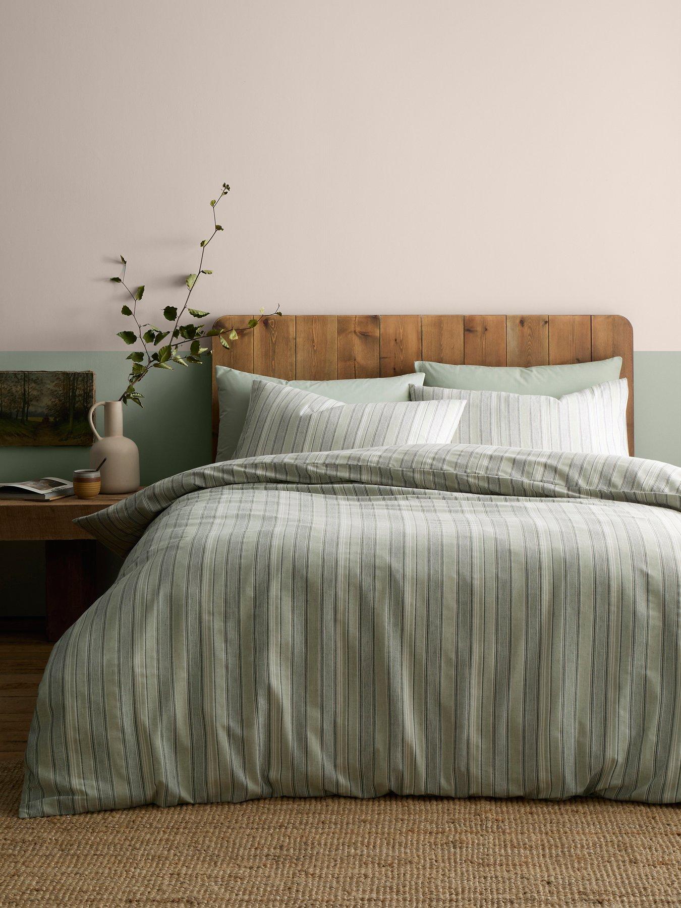 appletree-yarn-dyed-woven-wide-stripe-duvet-cover-set-in-green