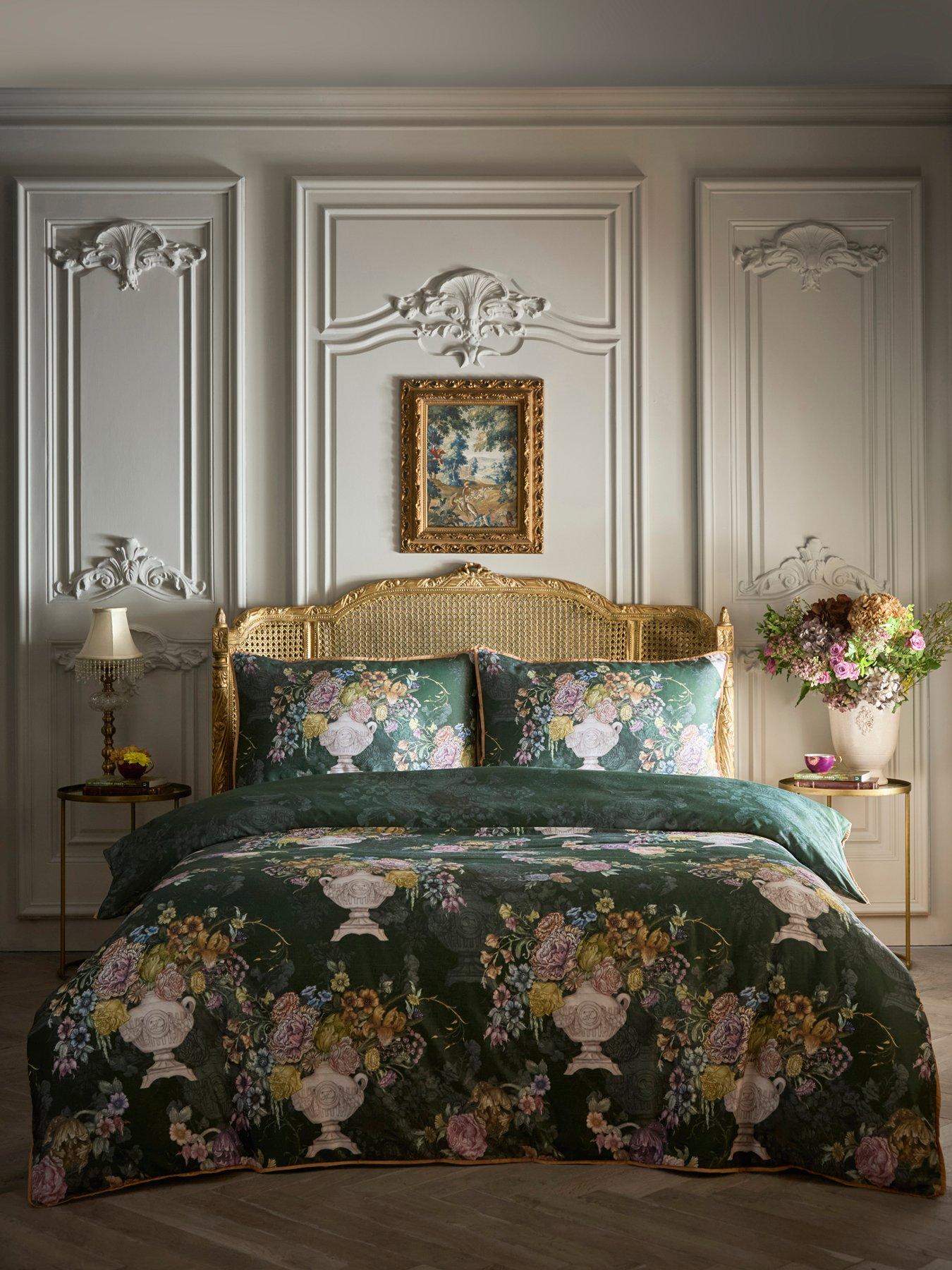 Laurence Llewelyn-Bowen Tuscan Holiday Duvet Cover Set In Green Double