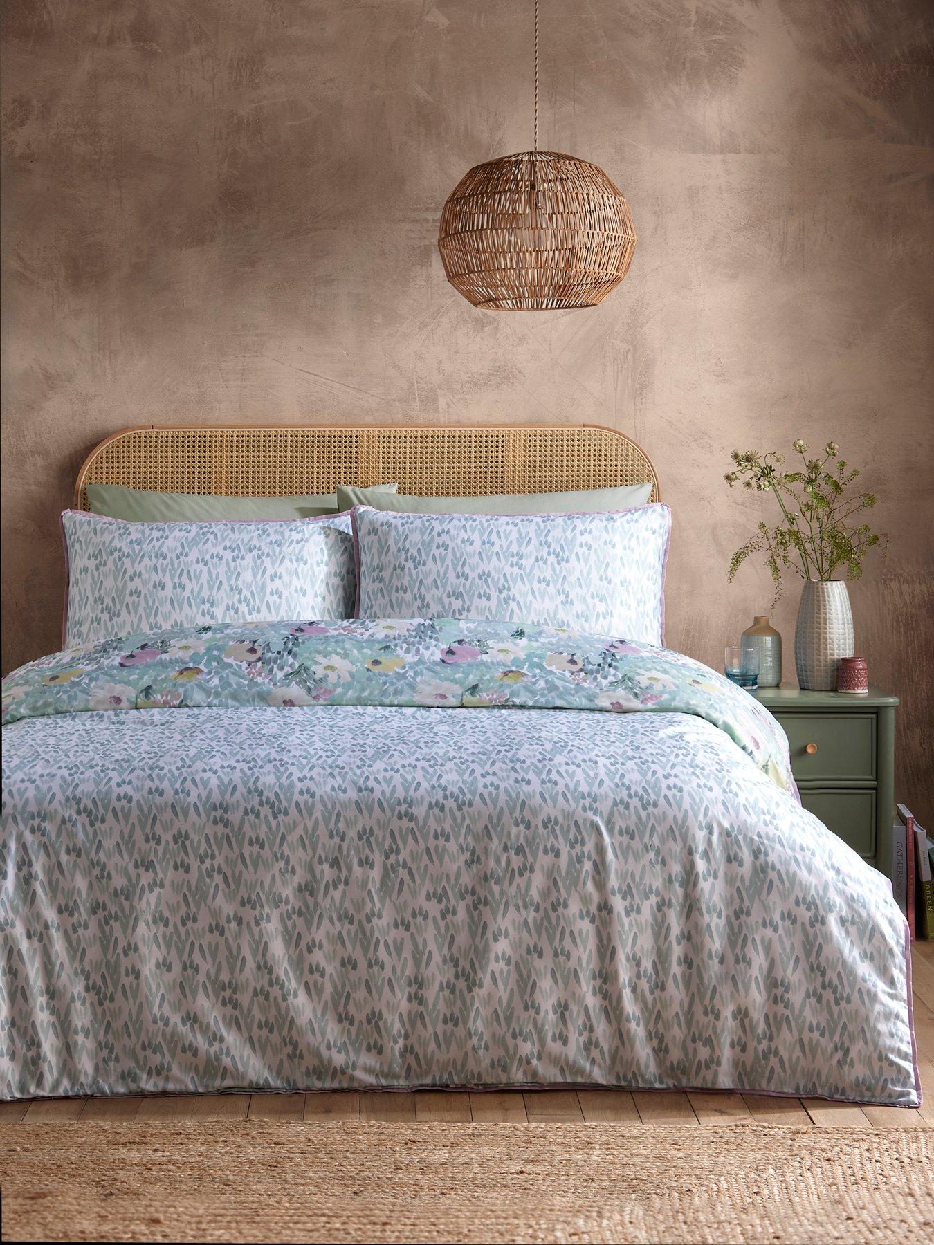 appletree-abstract-floral-duvet-cover-set-in-greenoutfit