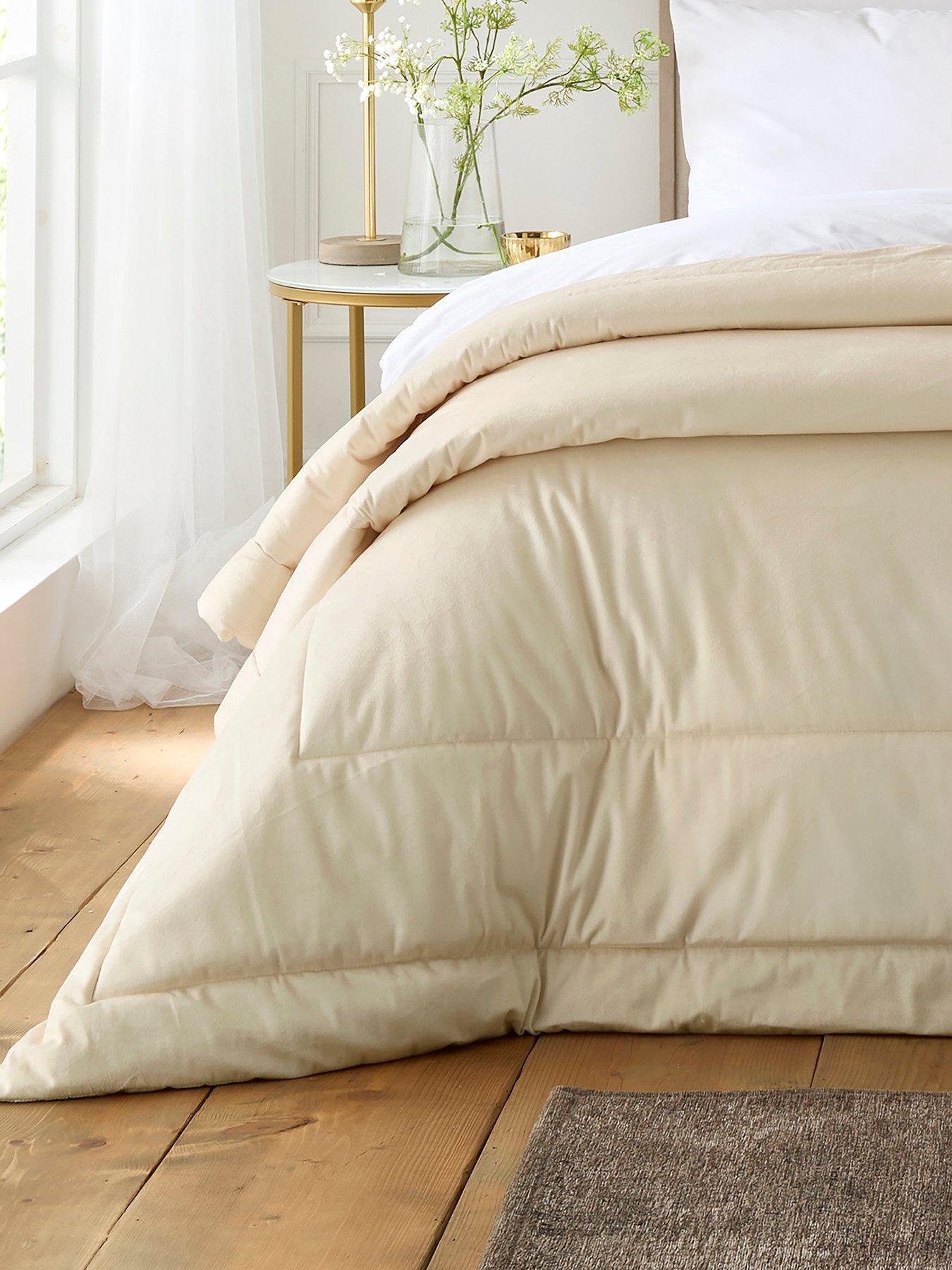 appletree-harlan-bedspread-in-cream-235-x-235cmback
