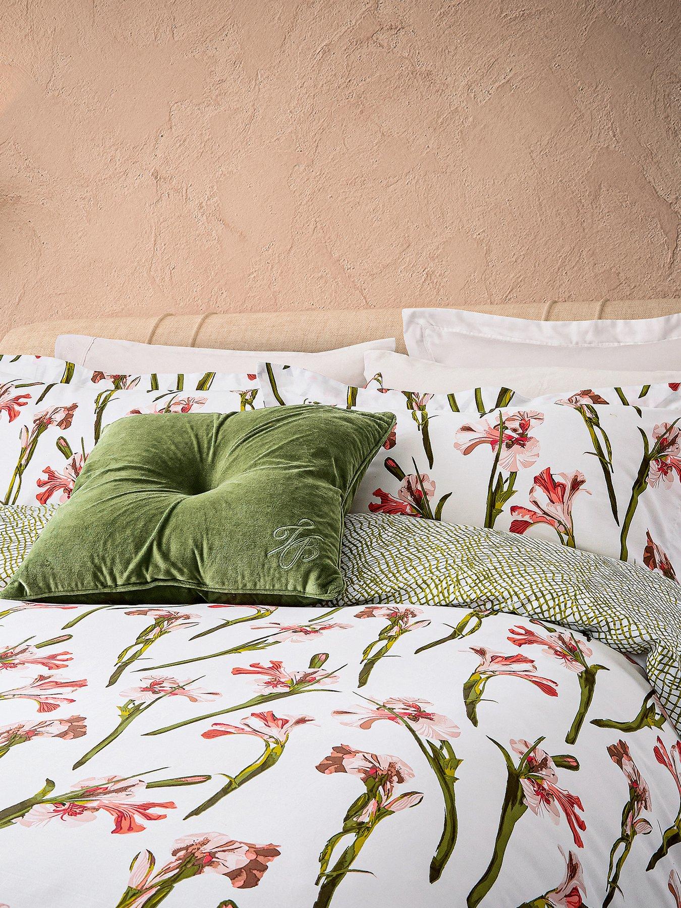 ted-baker-wild-iris-cover-set-100-cotton-multidetail