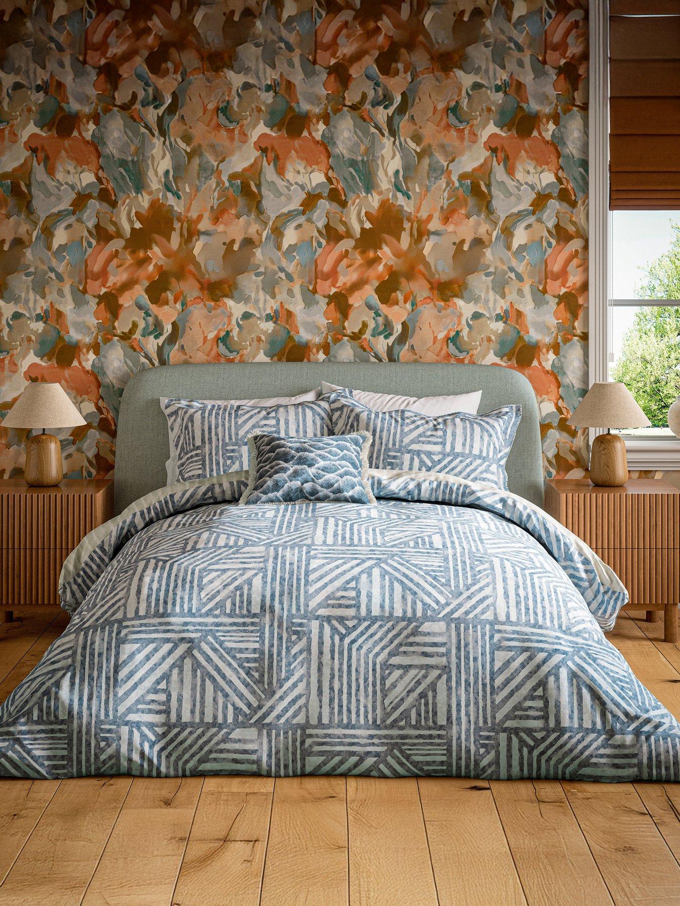 harlequin-crater-cover-set-100-cotton-sapphirefront