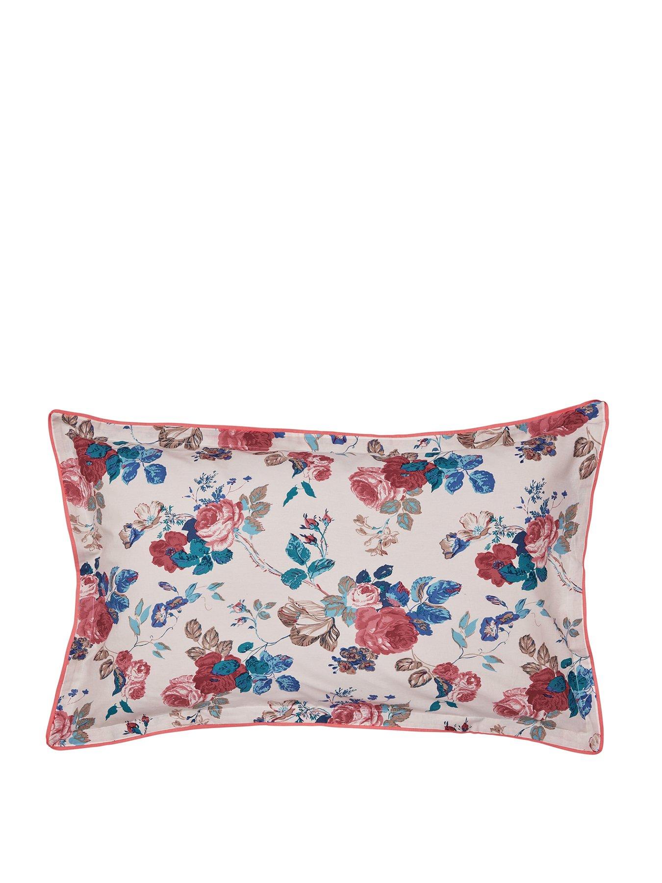land-shore-alec-cover-set-100-cotton-blue-redstillFront