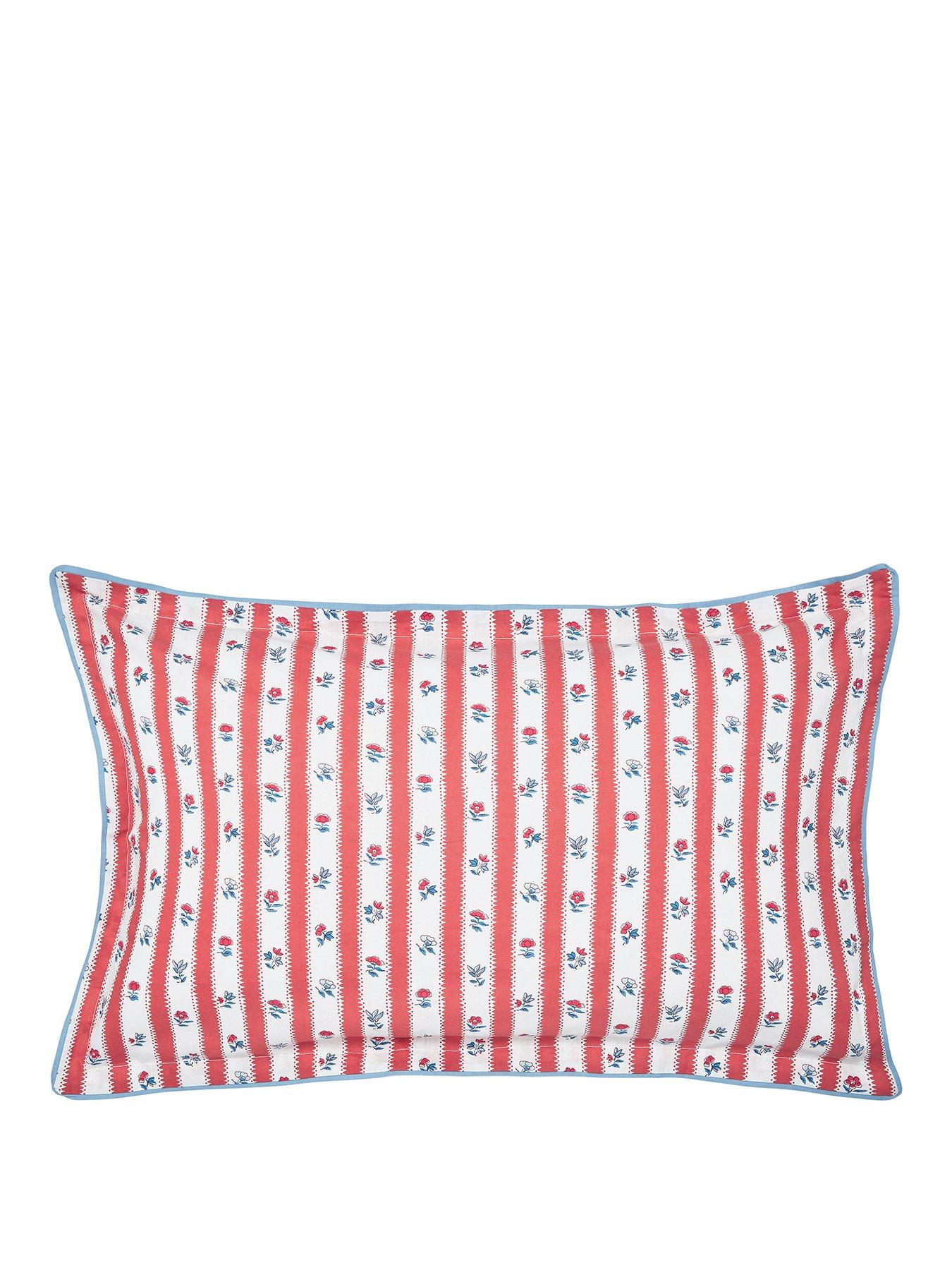 land-shore-quintin-stripe-cover-set-100-cotton-blue-redstillFront