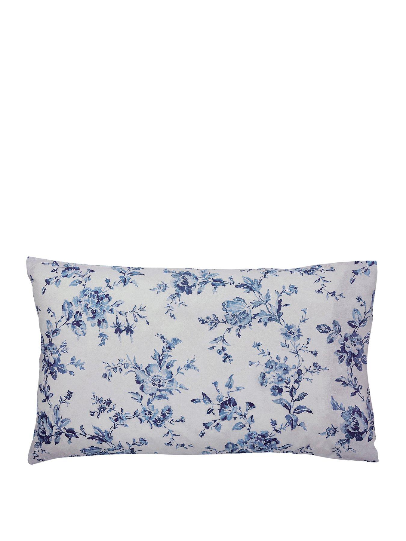 helena-springfield-hedgerow-print-cover-set-100-cotton-bluestillFront