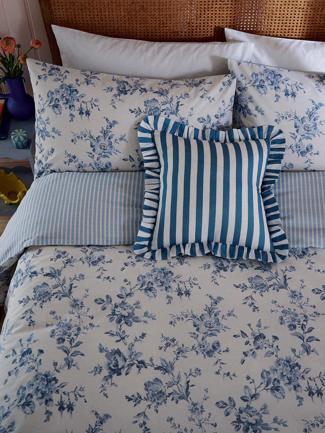 helena-springfield-hedgerow-print-cover-set-100-cotton-blueoutfit