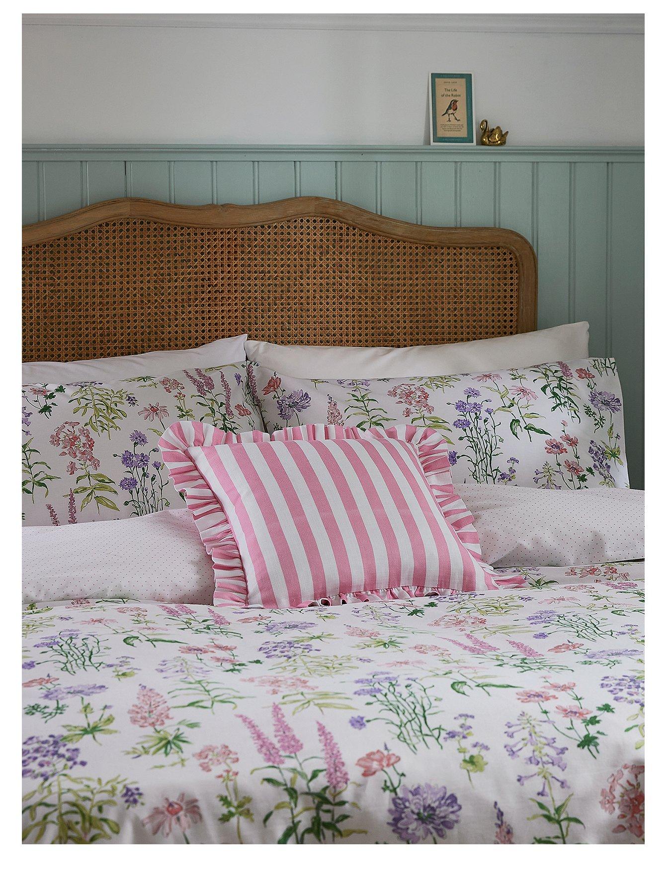 helena-springfield-meadow-flower-print-cover-set-100-cotton-multistillFront