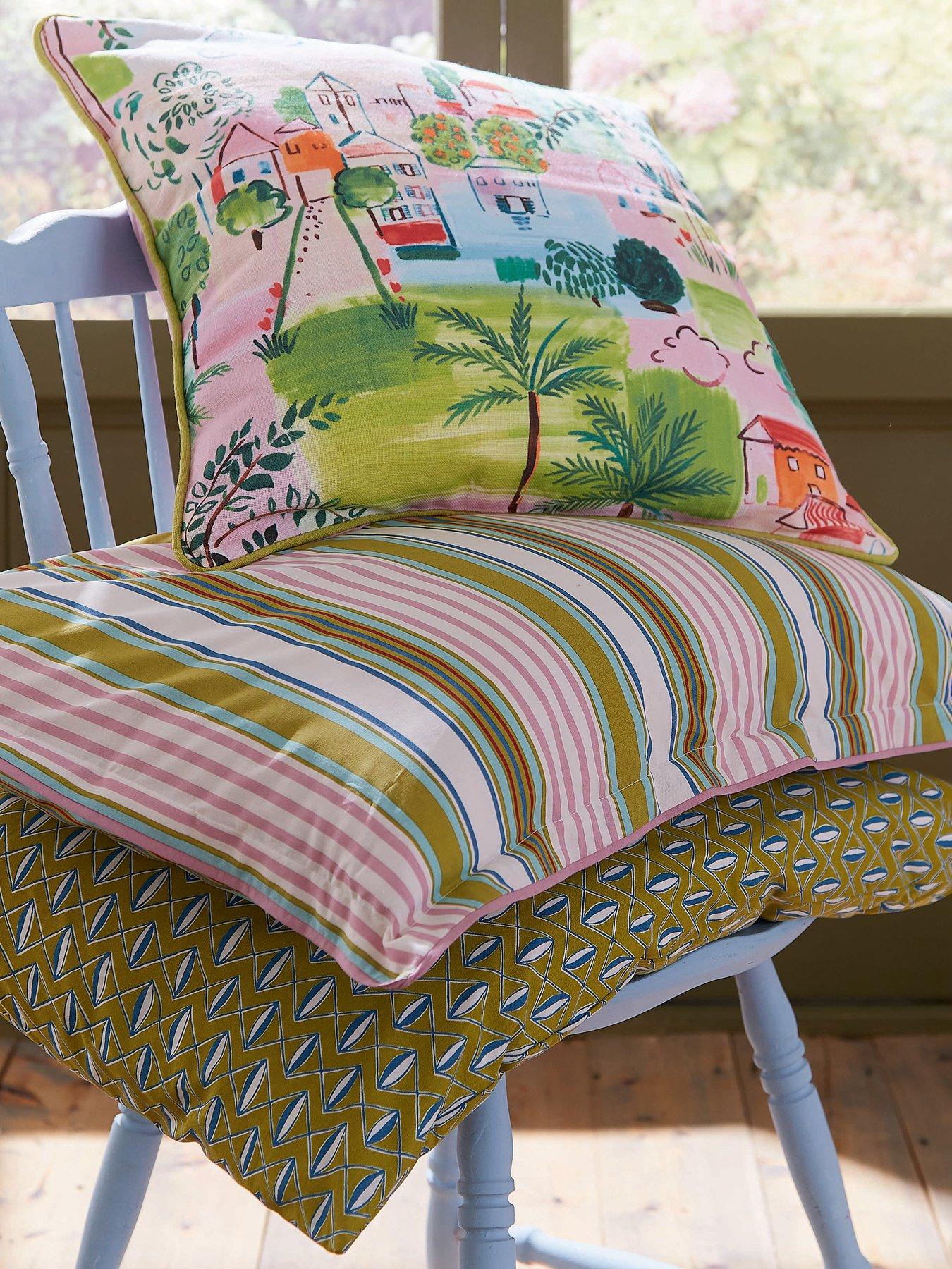 land-shore-rudie-cushion-50x50cm-multifront