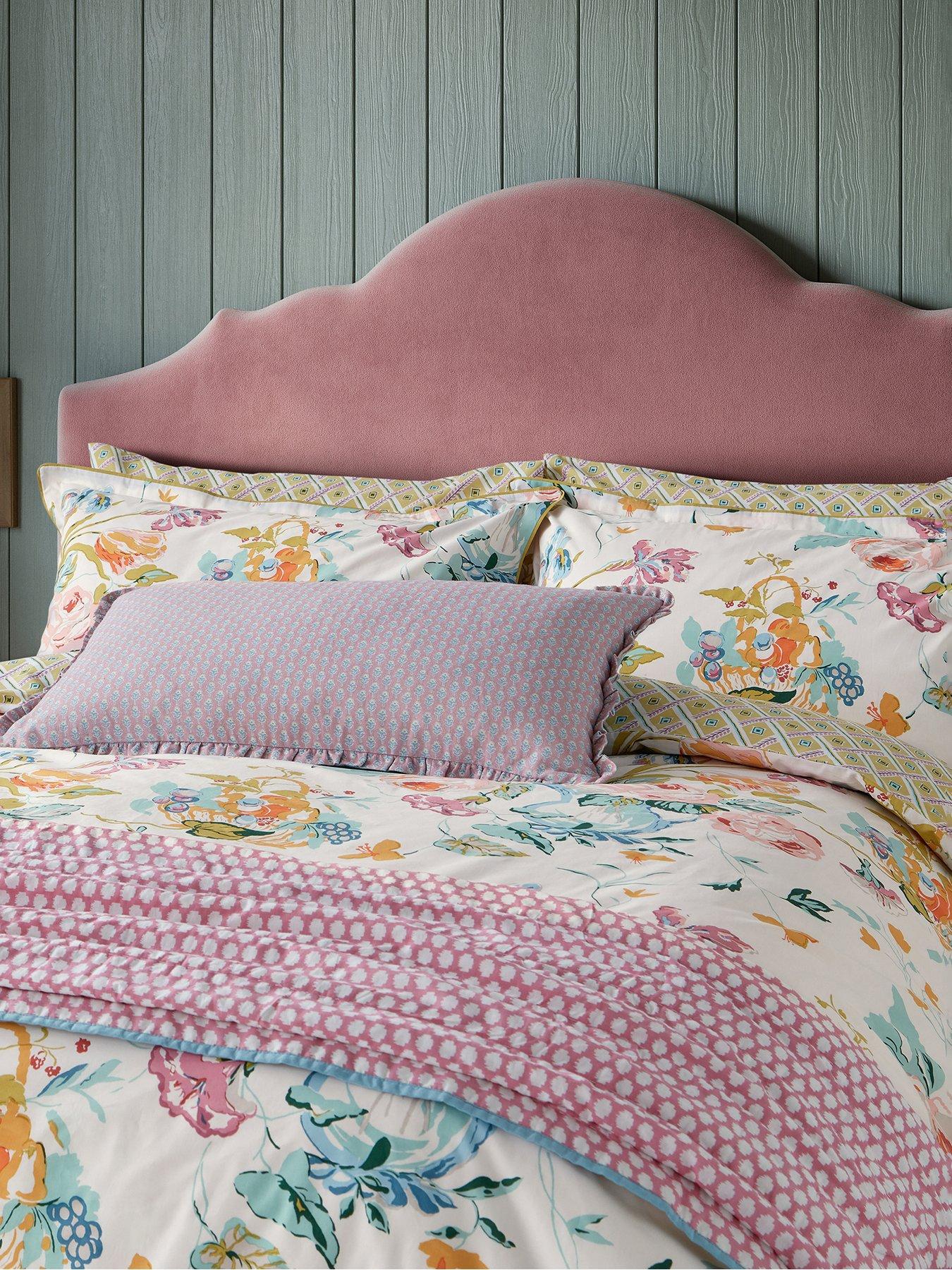 Image 3 of 4 of Land & Shore Bloom Duvet Cover Set Multi