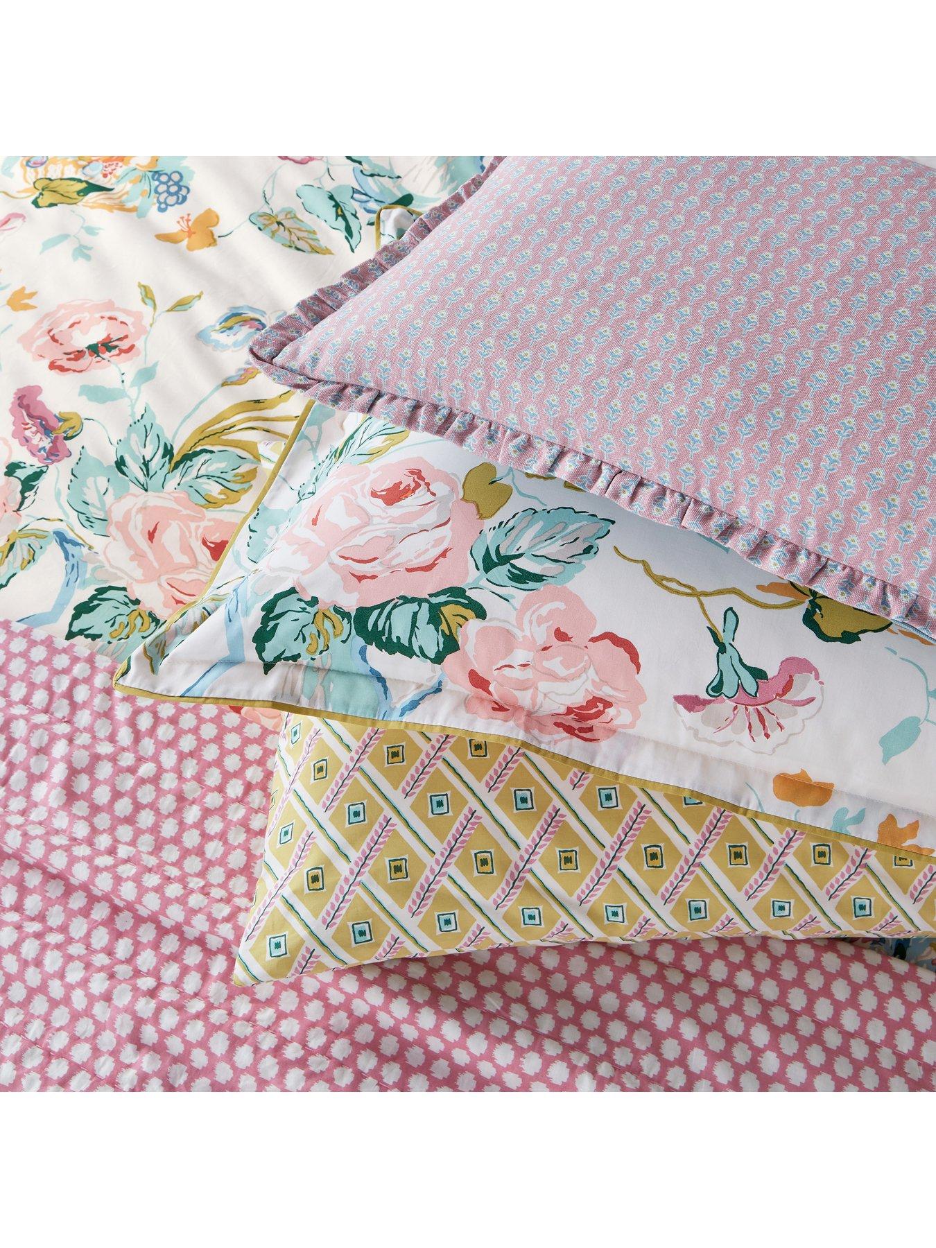 Image 4 of 4 of Land & Shore Bloom Duvet Cover Set Multi