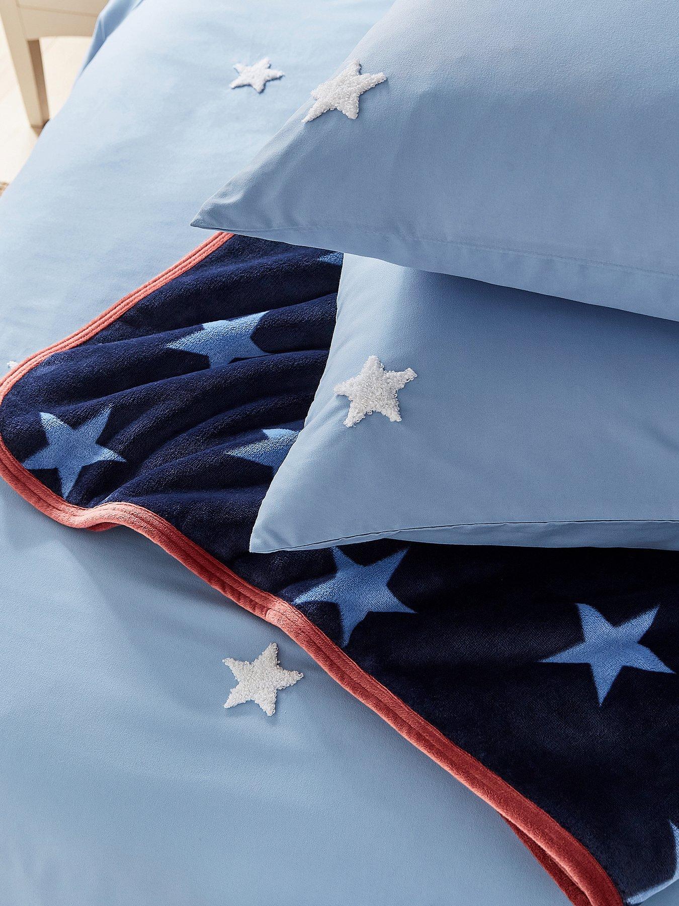 helena-springfield-tufted-star-duvet-cover-set-silverdetail