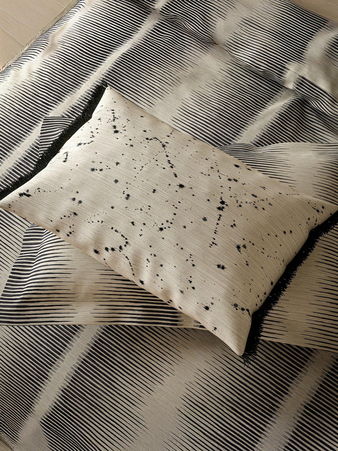 Image 5 of 5 of Harlequin Chaco Duvet Cover Set Charcoal