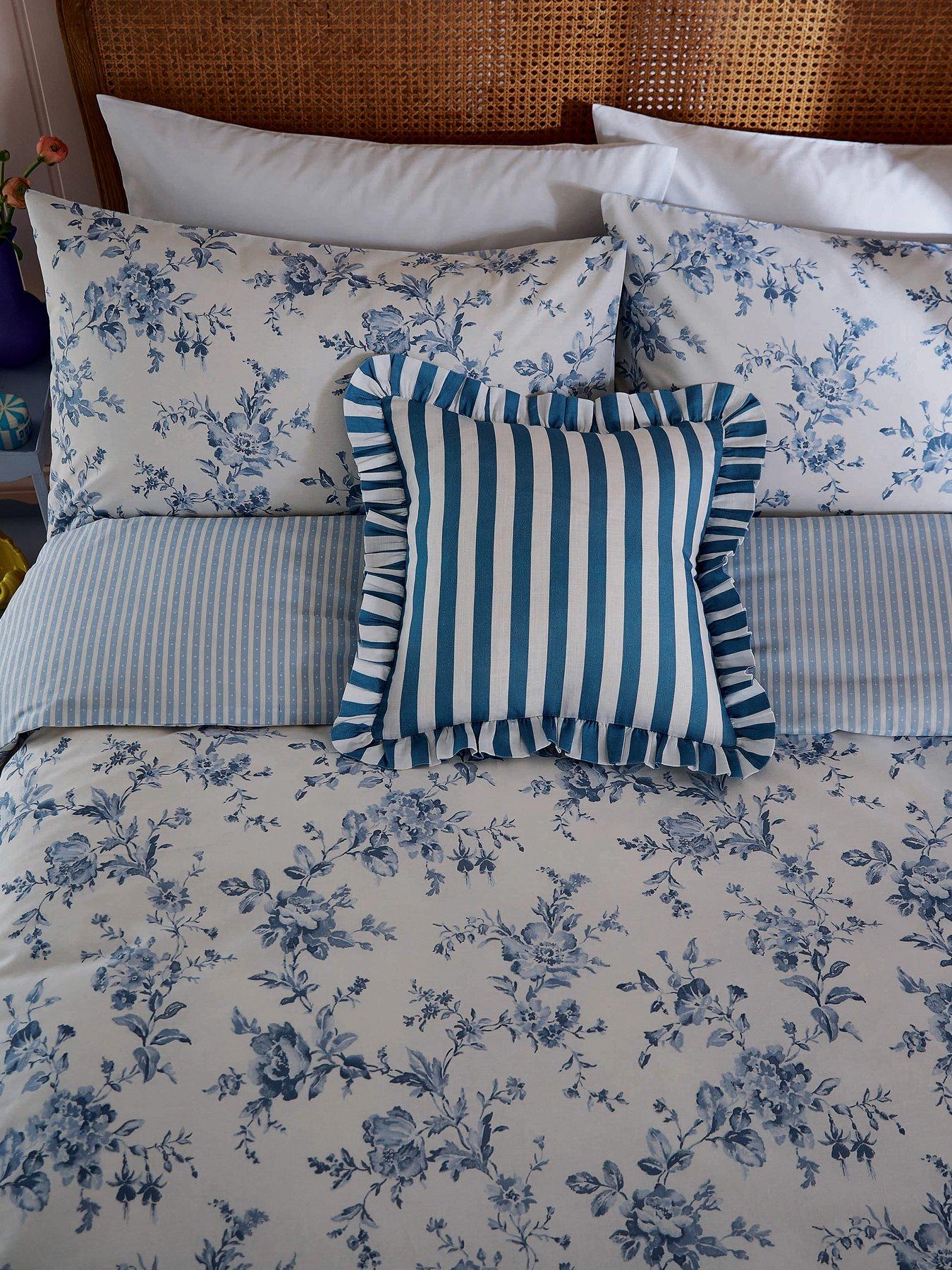 helena-springfield-candy-stripe-cushion-blueback