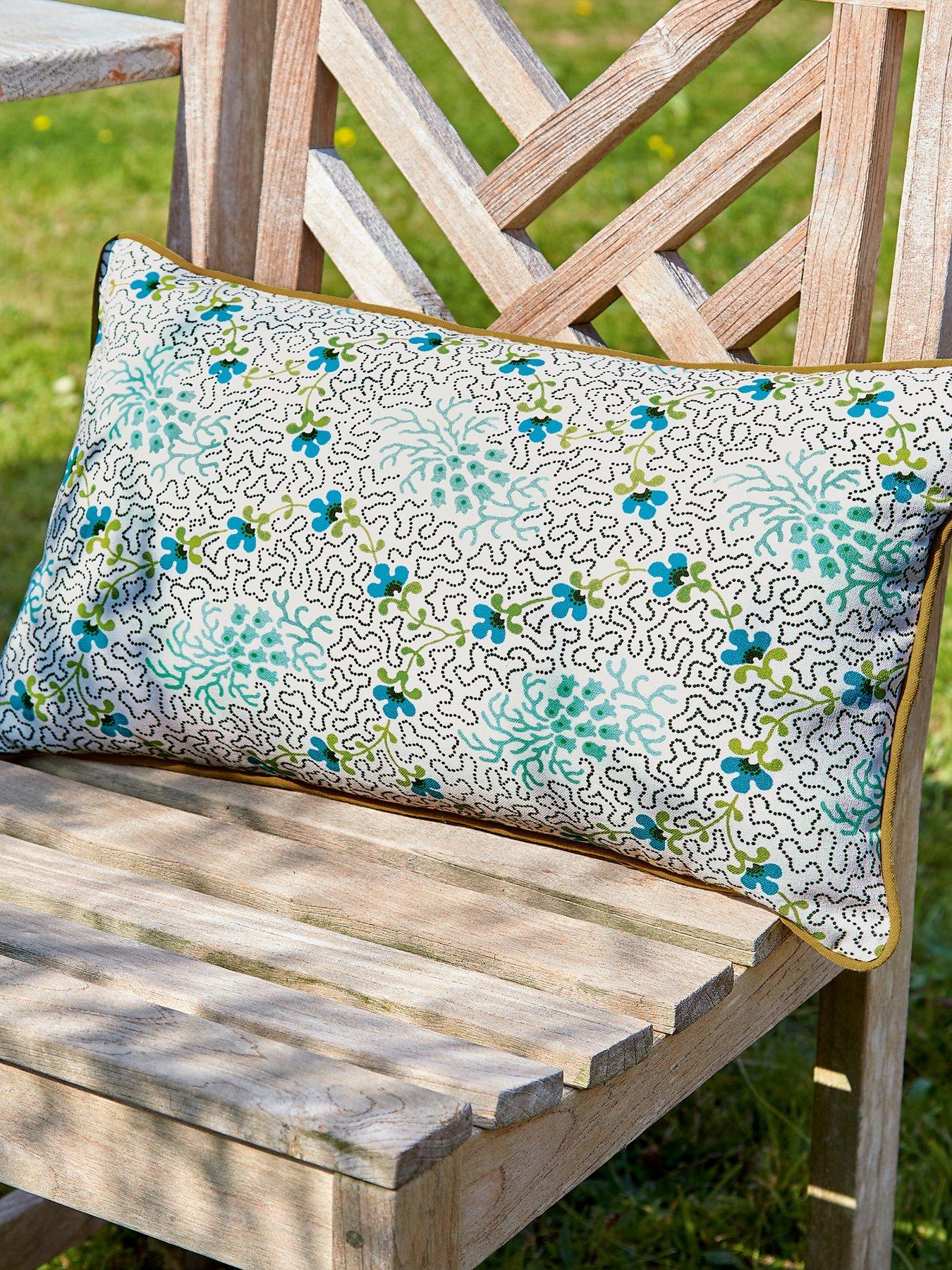 land-shore-dotty-outdoor-cushions-50x30cm-greenfront