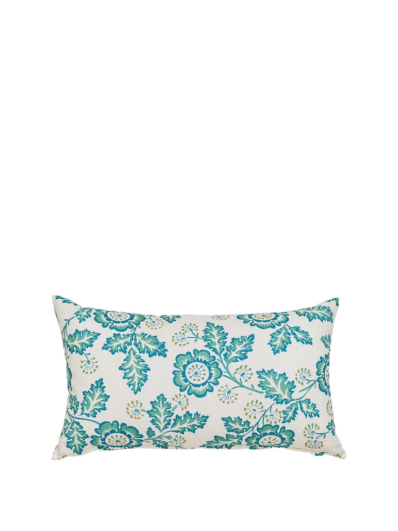 land-shore-river-outdoor-cushions-50x30cm-greenstillFront