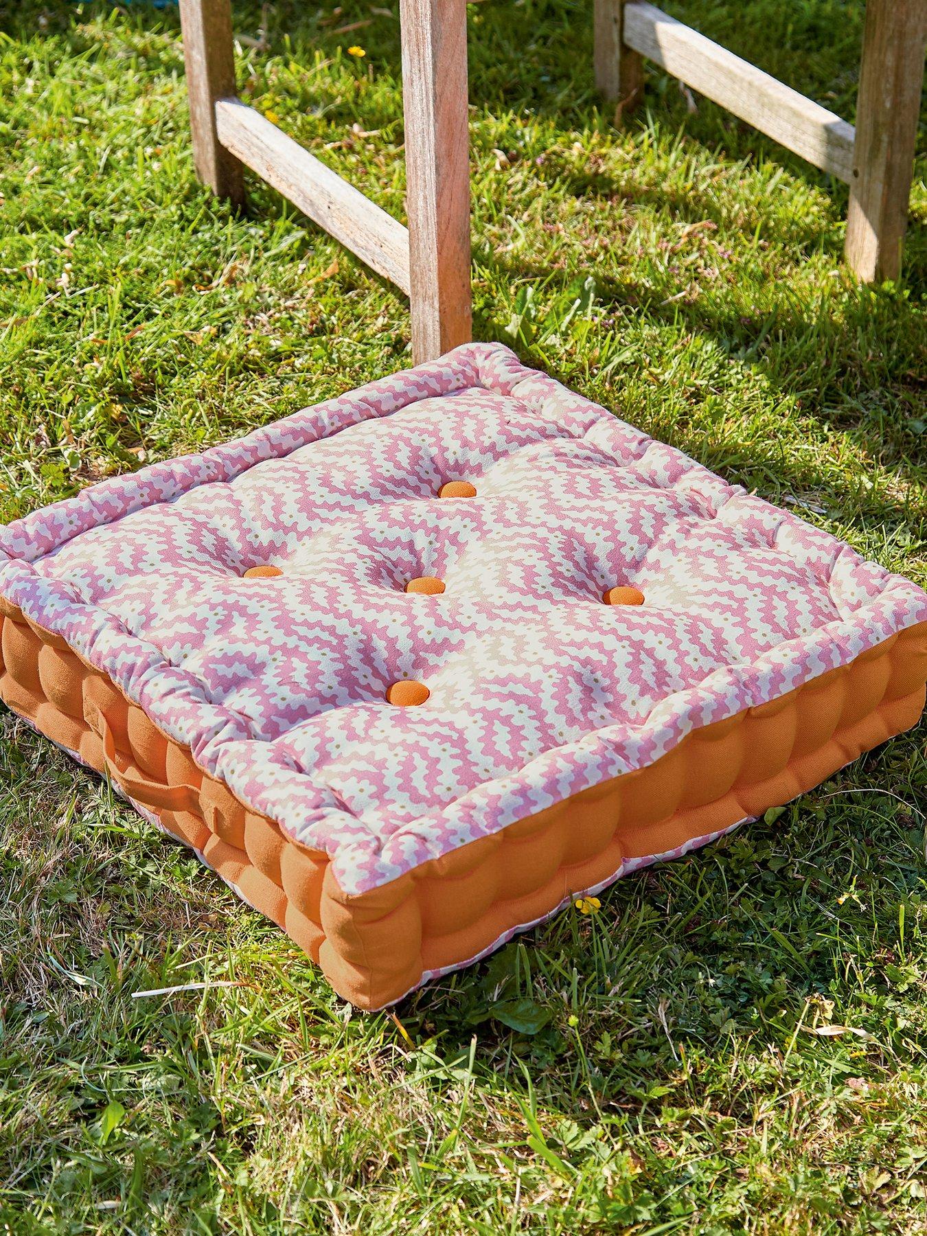 land-shore-sperrin-outdoor-cushions-45x45cm-multifront