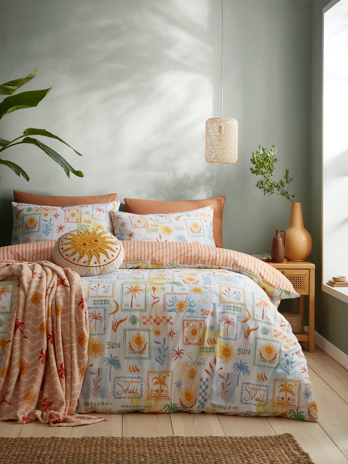 Image 4 of 4 of Fusion Soleil Throw In Coral/camel 120 X 150cm