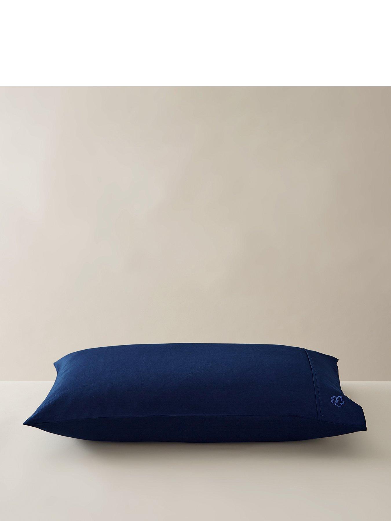 ted-baker-ted-baker-plain-dye-standard-pillow-casestillFront